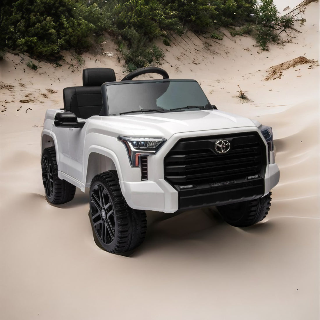 Officially Licensed Toyota Tundra Pickup,Electric Pickup Car Ride On For Kid, 12V Electric Ride On Toy,2.4G W Parents Remote Control,Electric Car For Kids,Three Speed Adjustable,Power Display White Plastic