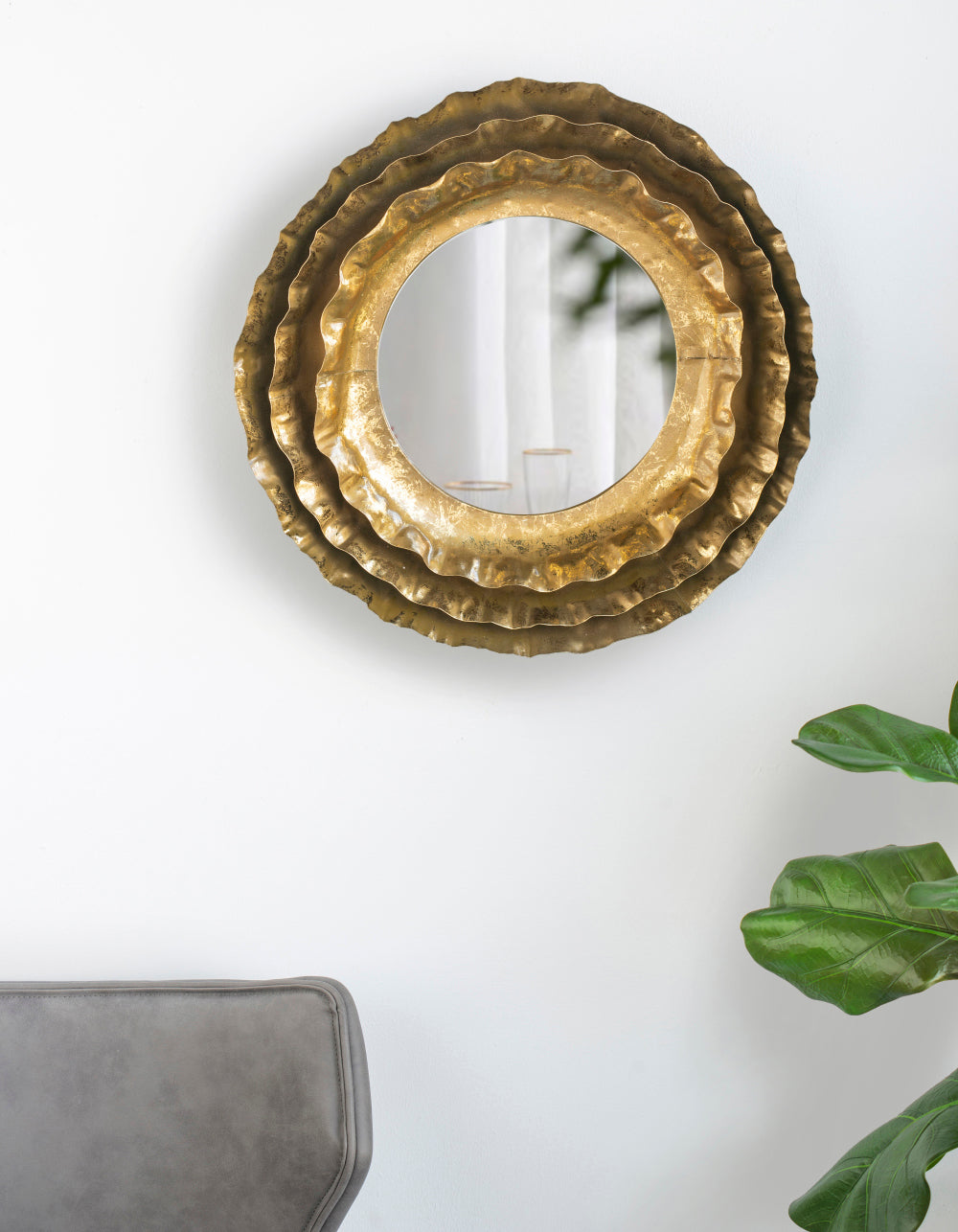 16" Round Wall Mirror With Gold Metal Frame, Mid Century Modern Accent Mirror For Living Room Gold Iron