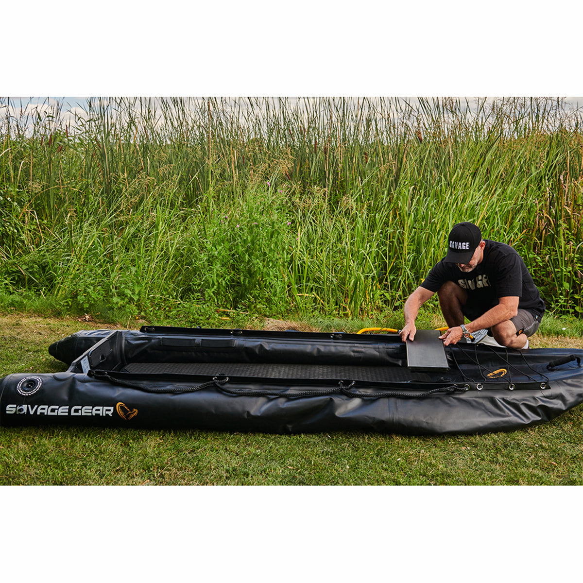 2 Person Inflatable Kayak Fishing Pvc Kayak Boat The Dimension Is 130'' *43'*11.8'' Inflatable Boat Rescue Rubber Rowing Boat With Pump, Aluminum Alloy Seat, Paddle, Inflatable Mat, Repair Kit, Fin Black Pvc