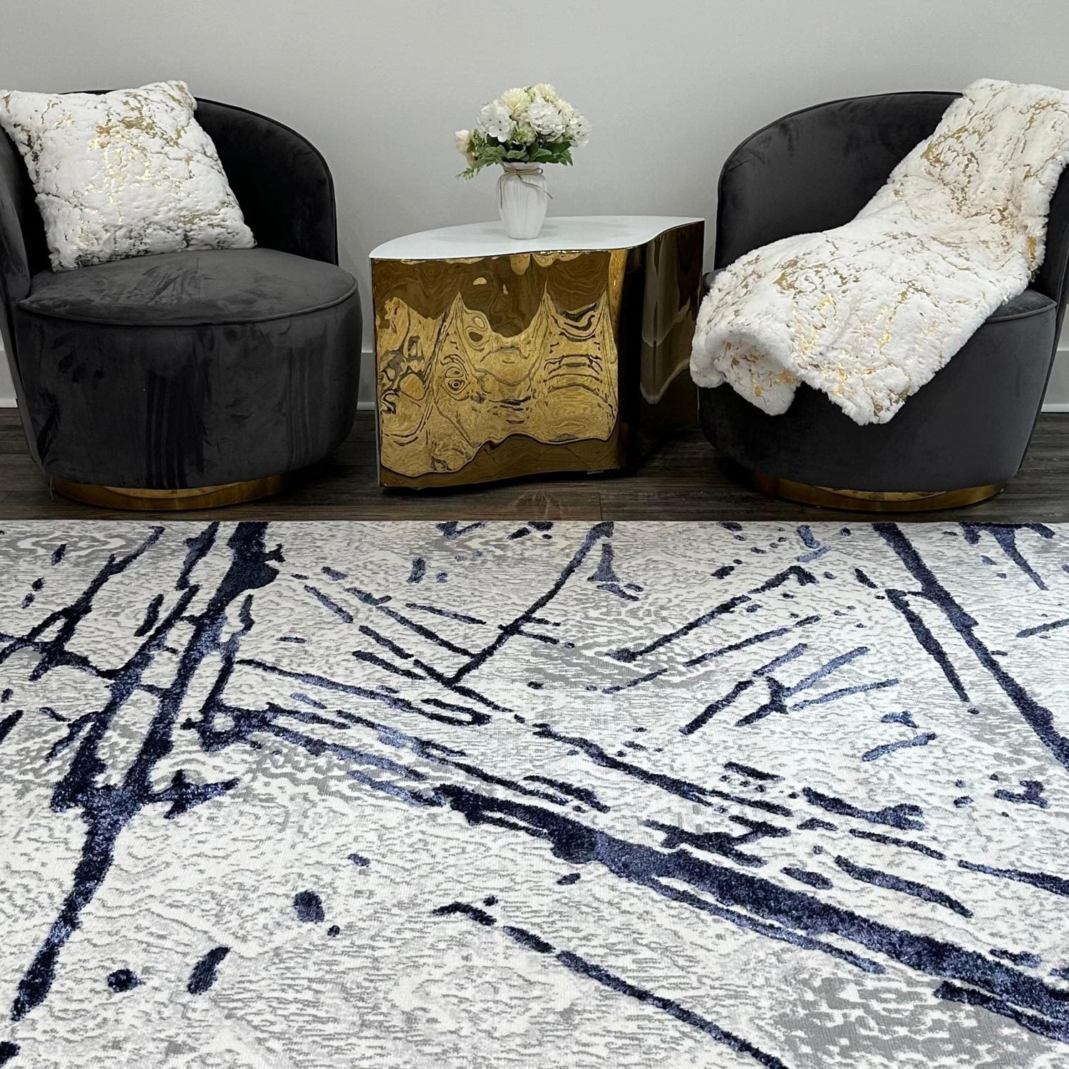 Shifra Luxury Area Rug In Gray With Navy Blue Abstract Design Multicolor Polyester