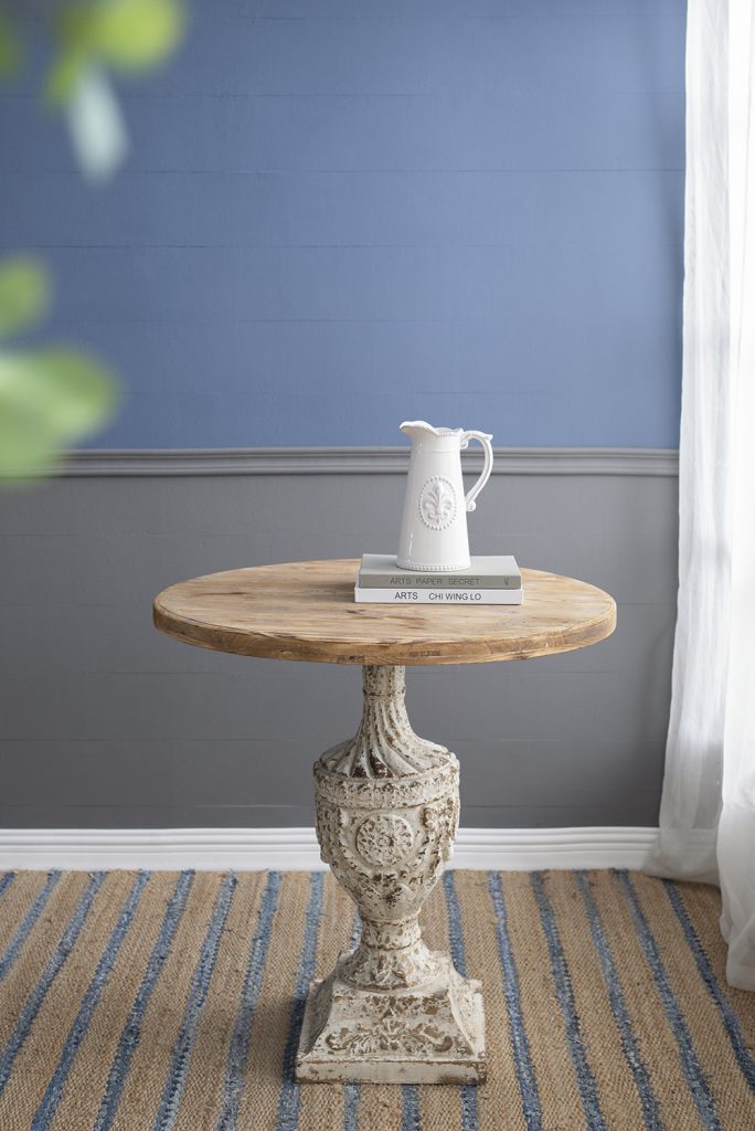 30X31" Antique Round Wood Table Antique White Gray Primary Living Space Antique,French Country,Retro,Rustic,Vintage Magnesium Oxide