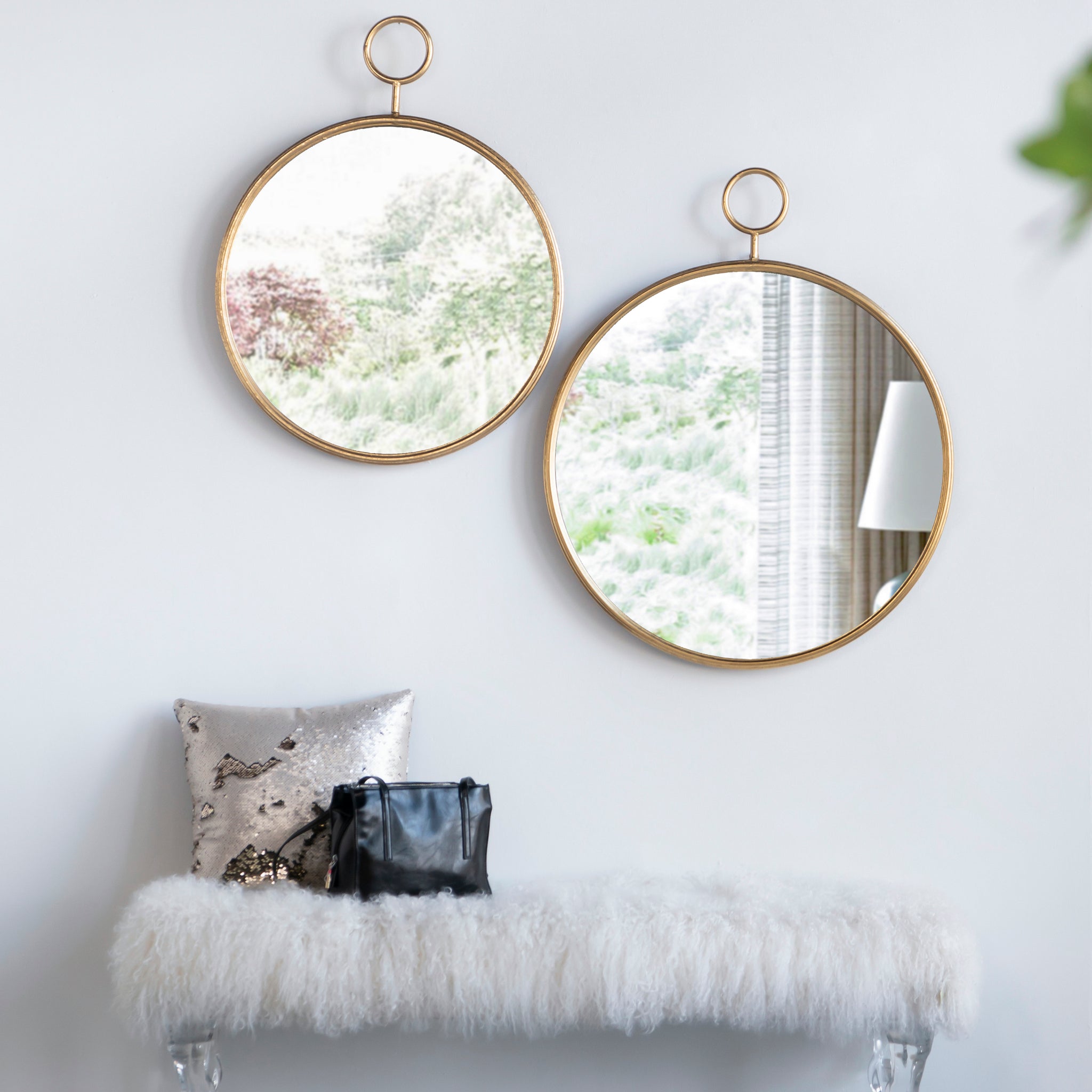 26" X 32" Circle Wall Mirror With Gold Metal Frame, Accent Mirror For Living Room, Entryway, Office Gold Iron