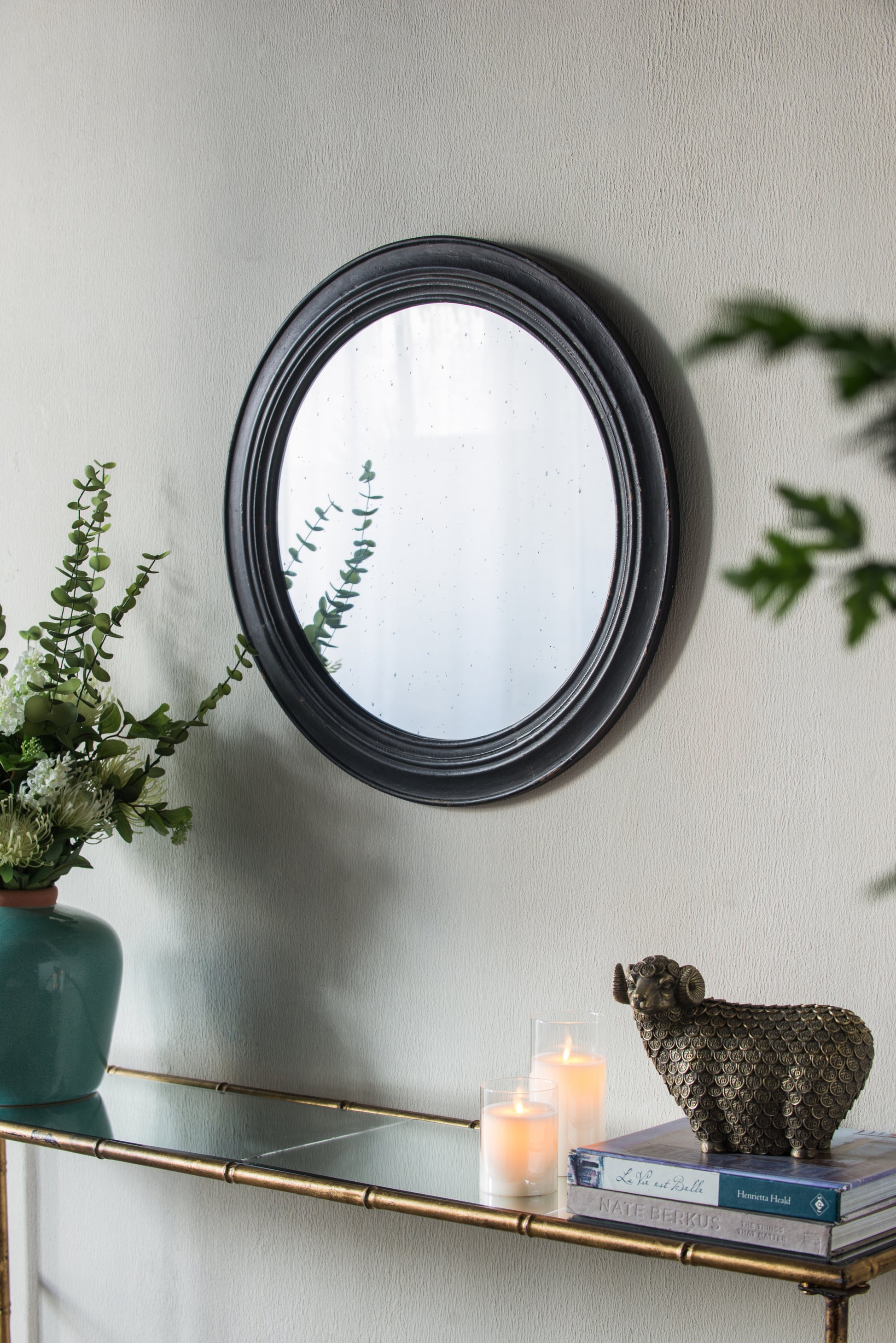 23.5" Circle Wall Mirror With Wooden Black Frame, Antique Classic Accent Mirror, For Living Room, Foyer, Bathroom, Office Black Mdf Glass