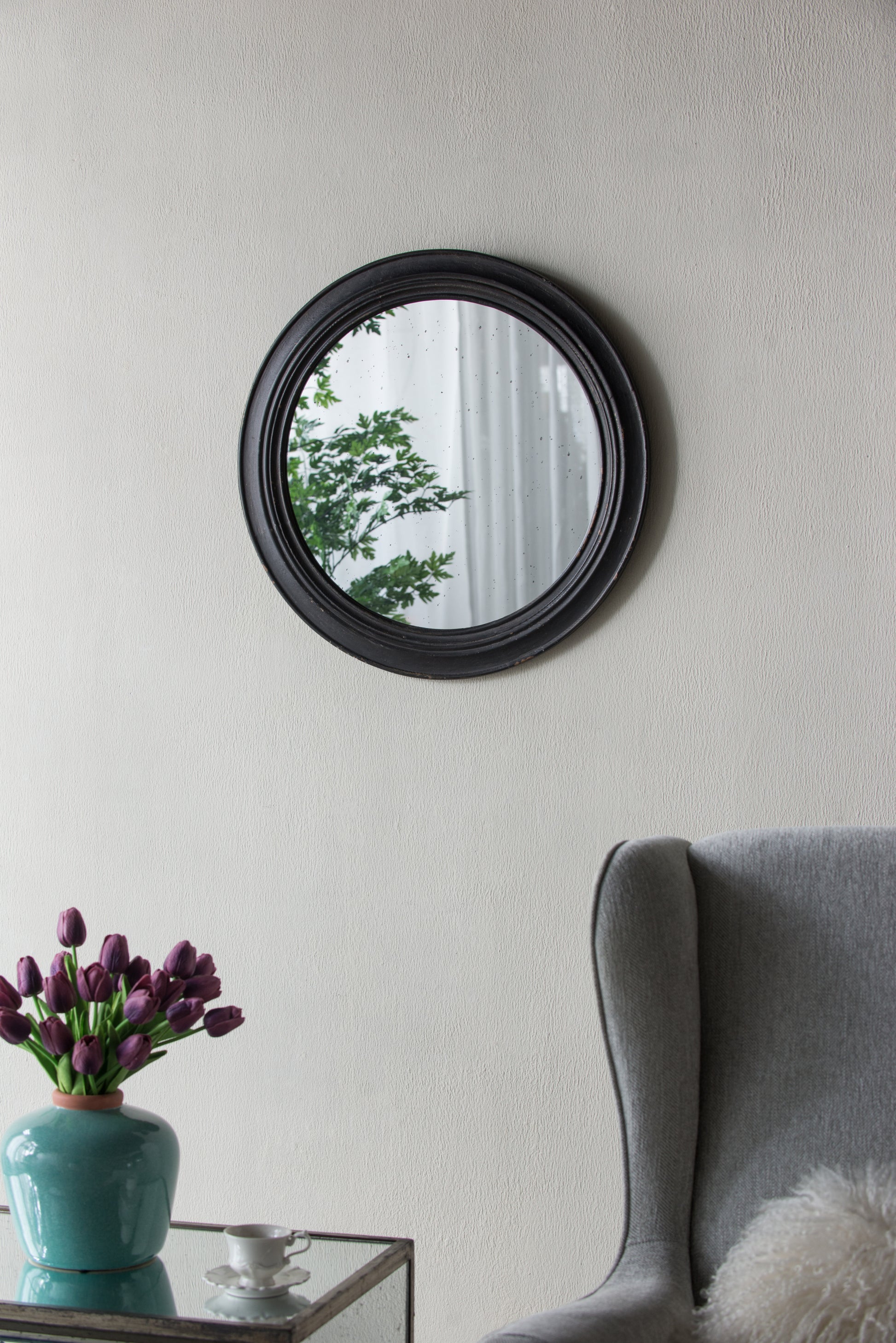 23.5" Circle Wall Mirror With Wooden Black Frame, Antique Classic Accent Mirror, For Living Room, Foyer, Bathroom, Office Black Mdf Glass