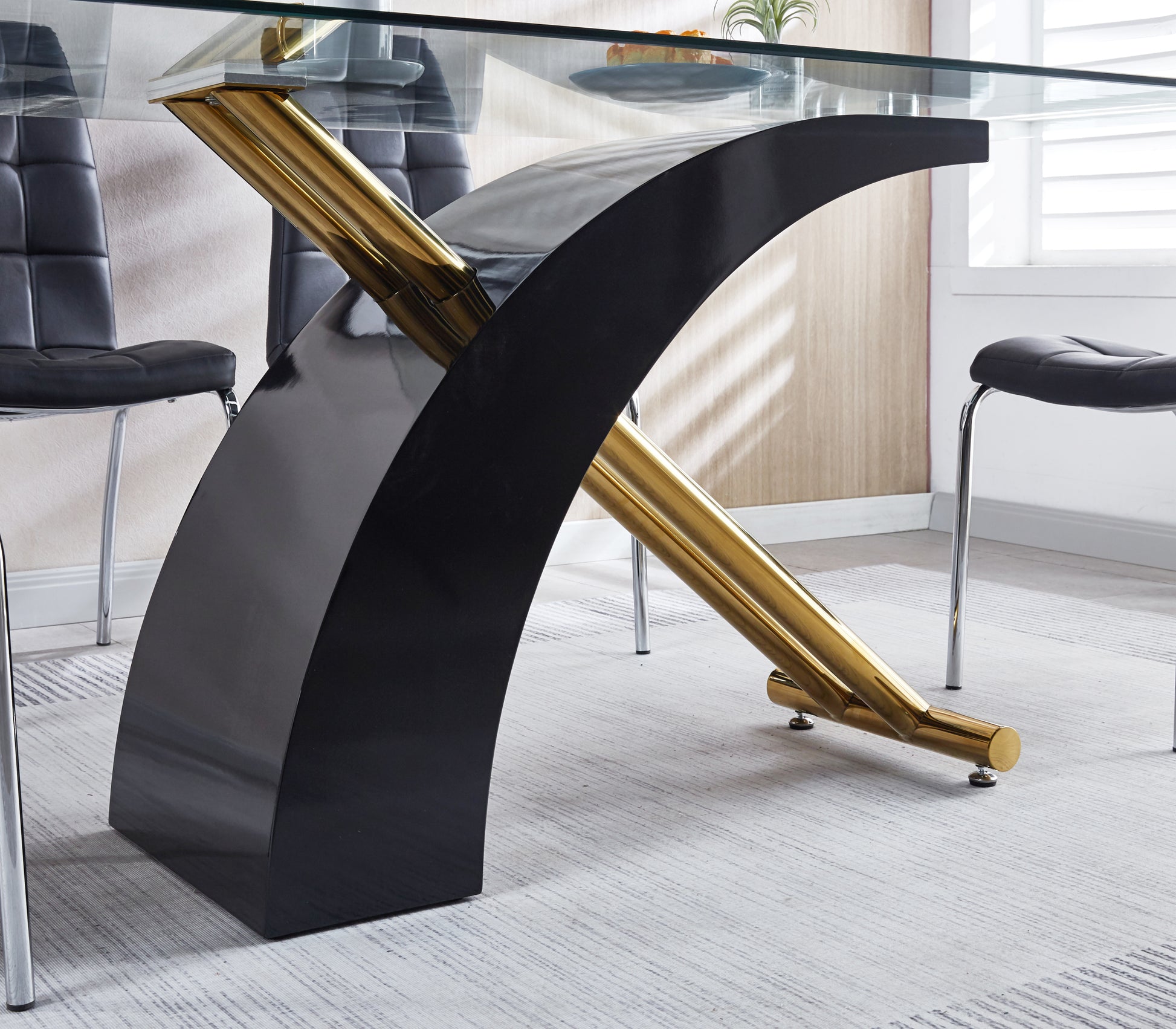 Stylish Dining Room Table, Luxury Glass Top Dining Table, Modern Design For Your House 2 Colors Black Tempered Glass