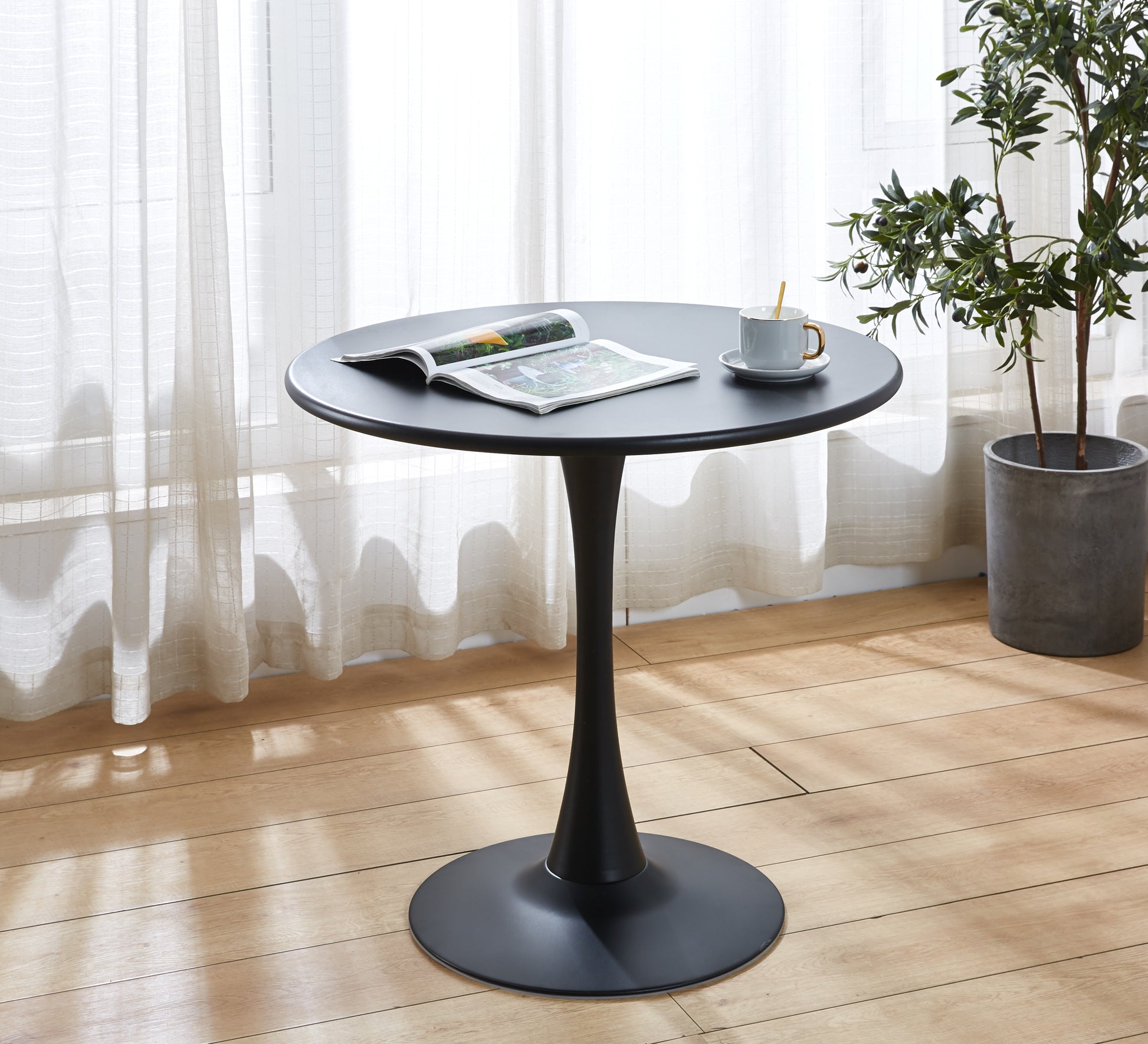 Modern Black Round Dining Table, 31.5'' Diameter Solid Metal Base Coffee Table Black Metal