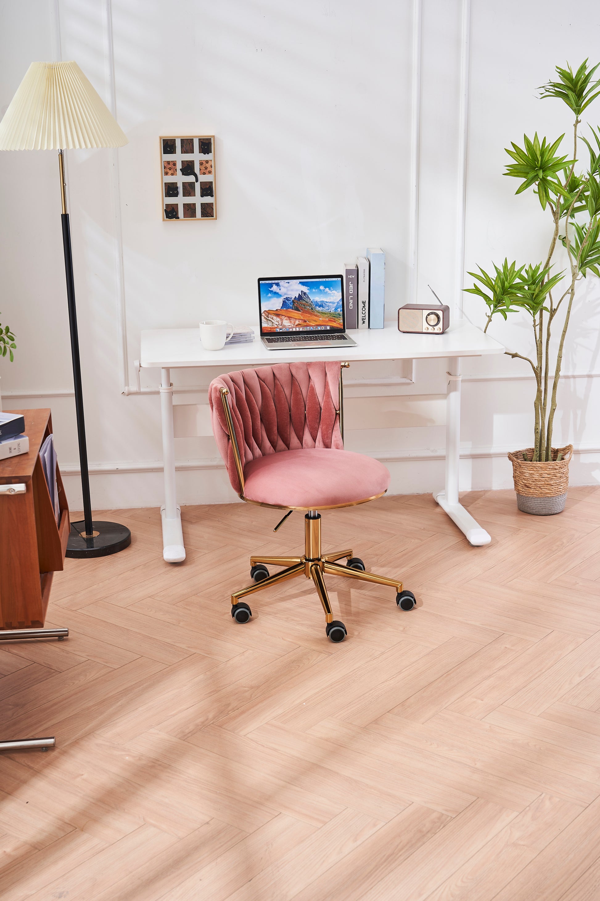 Office Desk Chair, Upholstered Home Office Desk Chairs With Adjustable Swivel Wheels, Ergonomic Office Chair For Living Room, Bedroom, Office, Vanity Study Pink Pink Office Modern Foam Velvet