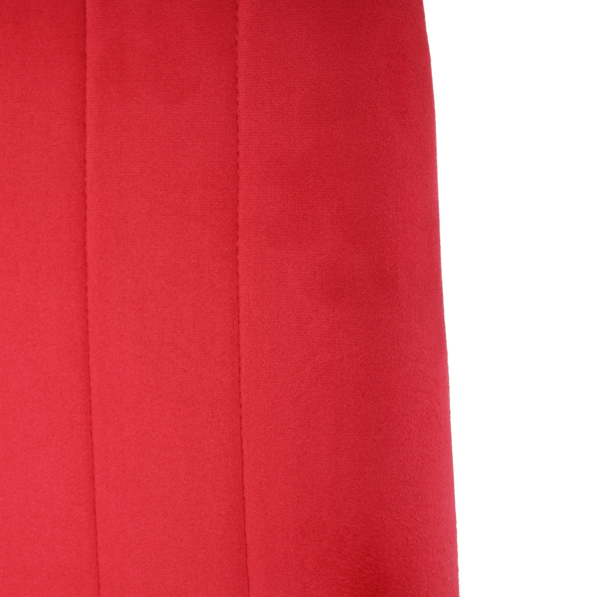 Table And Chair Set, One Table And Four Chairs. Clear Tempered Glass Table Top, 0.3 Feet Thick, Black Wrought Iron Legs. Black Spray Paint Chair Legs. Upholstered Chair Glass Red Metal Rectangular