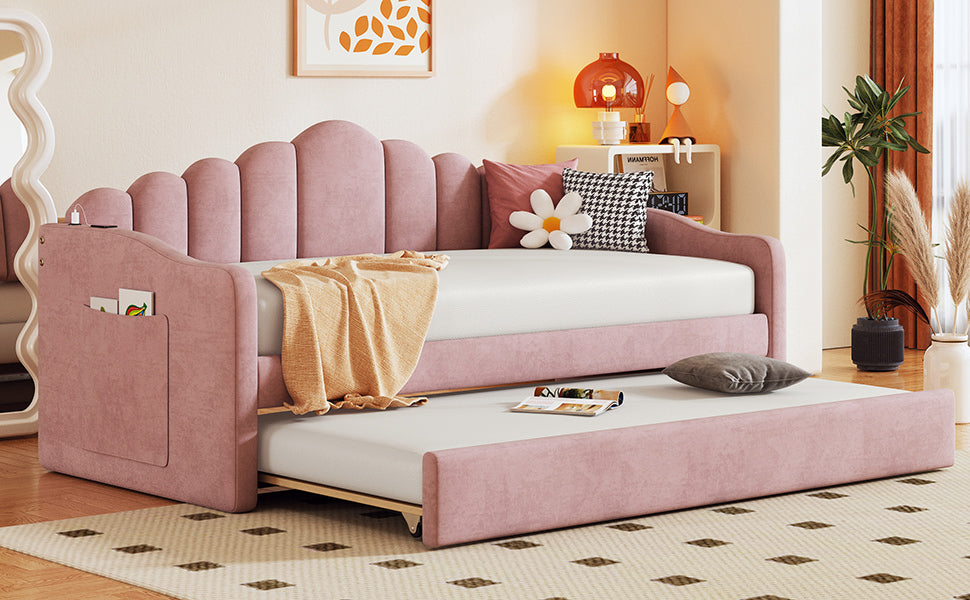 Twin Size Upholstered Daybed With Trundle ,Velvet Sofabed With Usb Charging Ports,No Box Spring Needed,Pink Twin Pink Velvet