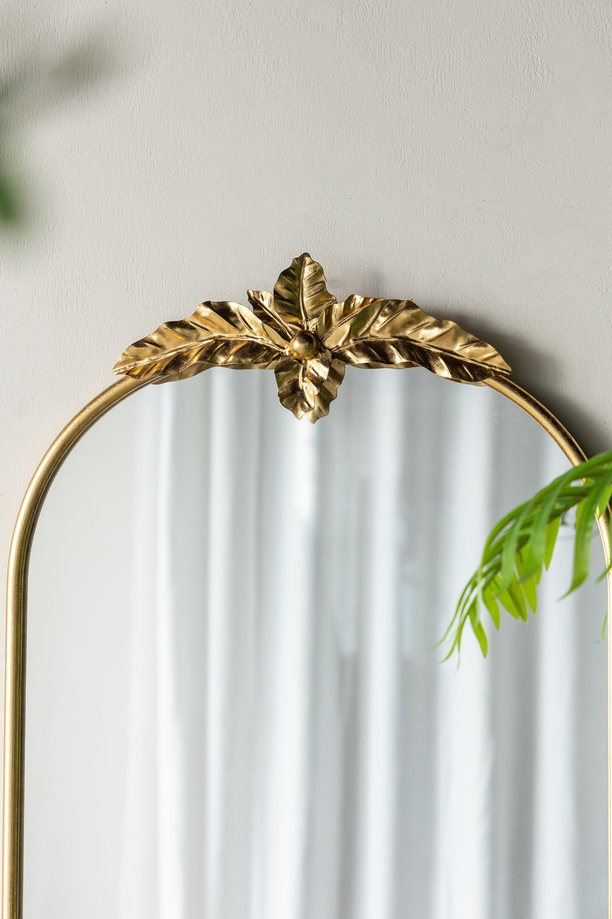 24" X 42" Arched Wall Mirror With Gold Metal Frame, Wall Mirror For Living Room Bedroom Hallway Gold Iron