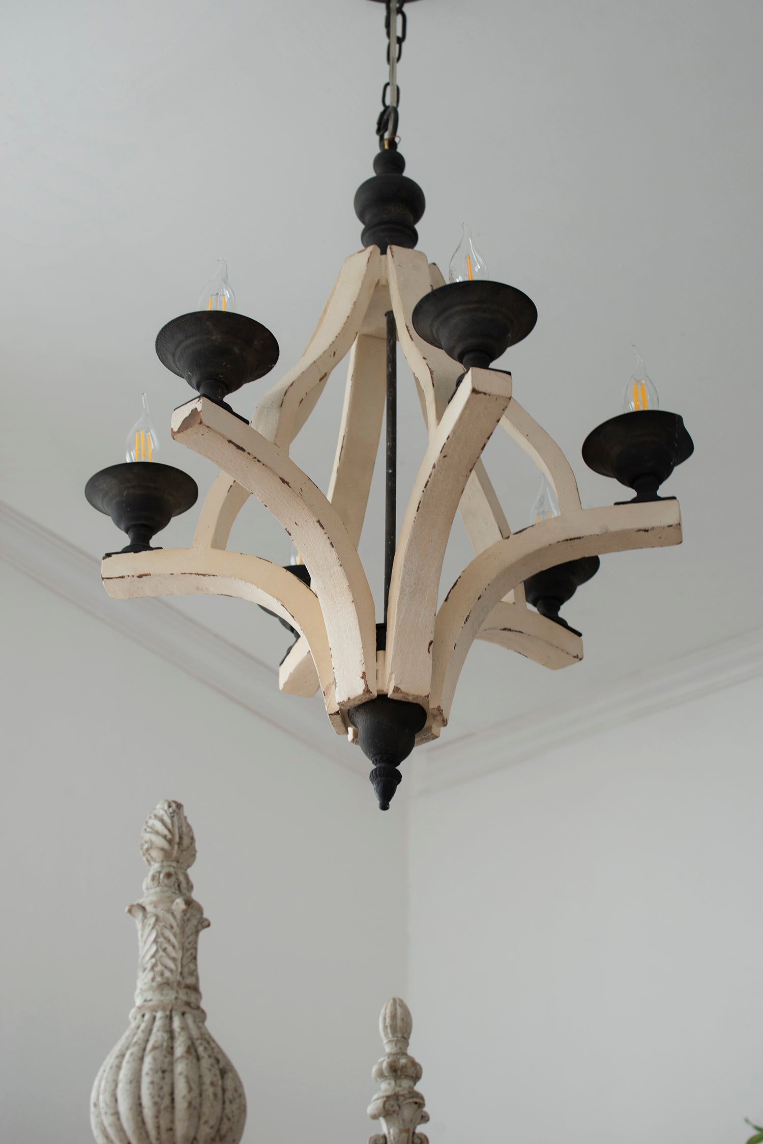 6 Light Wood Chandelier, Hanging Light Fixture With Adjustable Chain For Kitchen Dining Room Foyer Entryway, Bulb Not Included Cream Wood