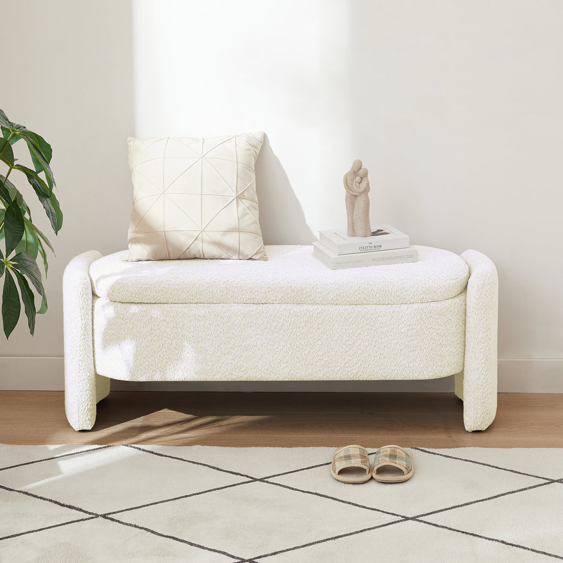 Ottoman Oval Storage Bench 3D Lamb Fleece Fabric Bench With Large Storage Space For The Living Room, Entryway And Bedroom,Cream White Cream White Polyester