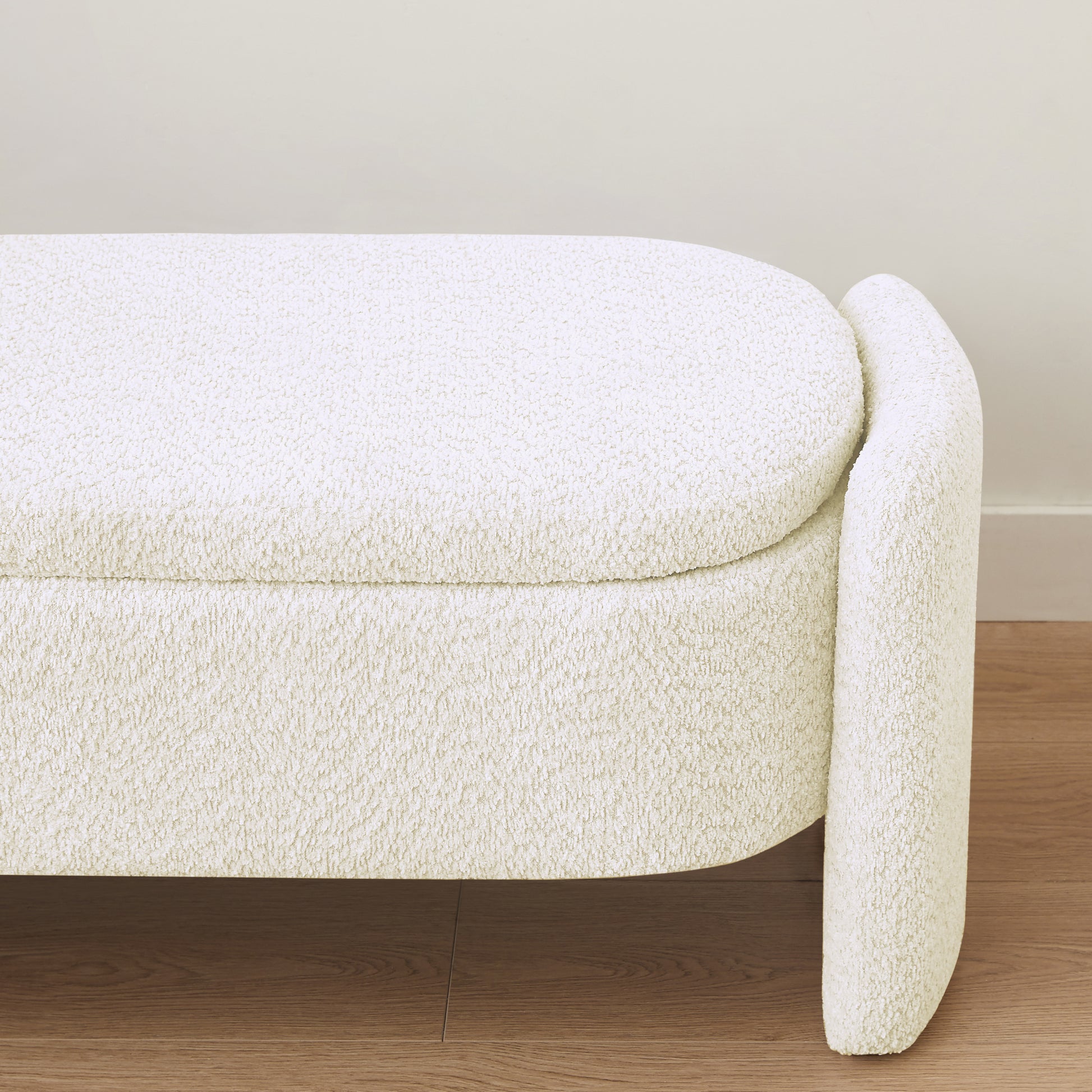 Ottoman Oval Storage Bench 3D Lamb Fleece Fabric Bench With Large Storage Space For The Living Room, Entryway And Bedroom,Cream White Cream White Polyester