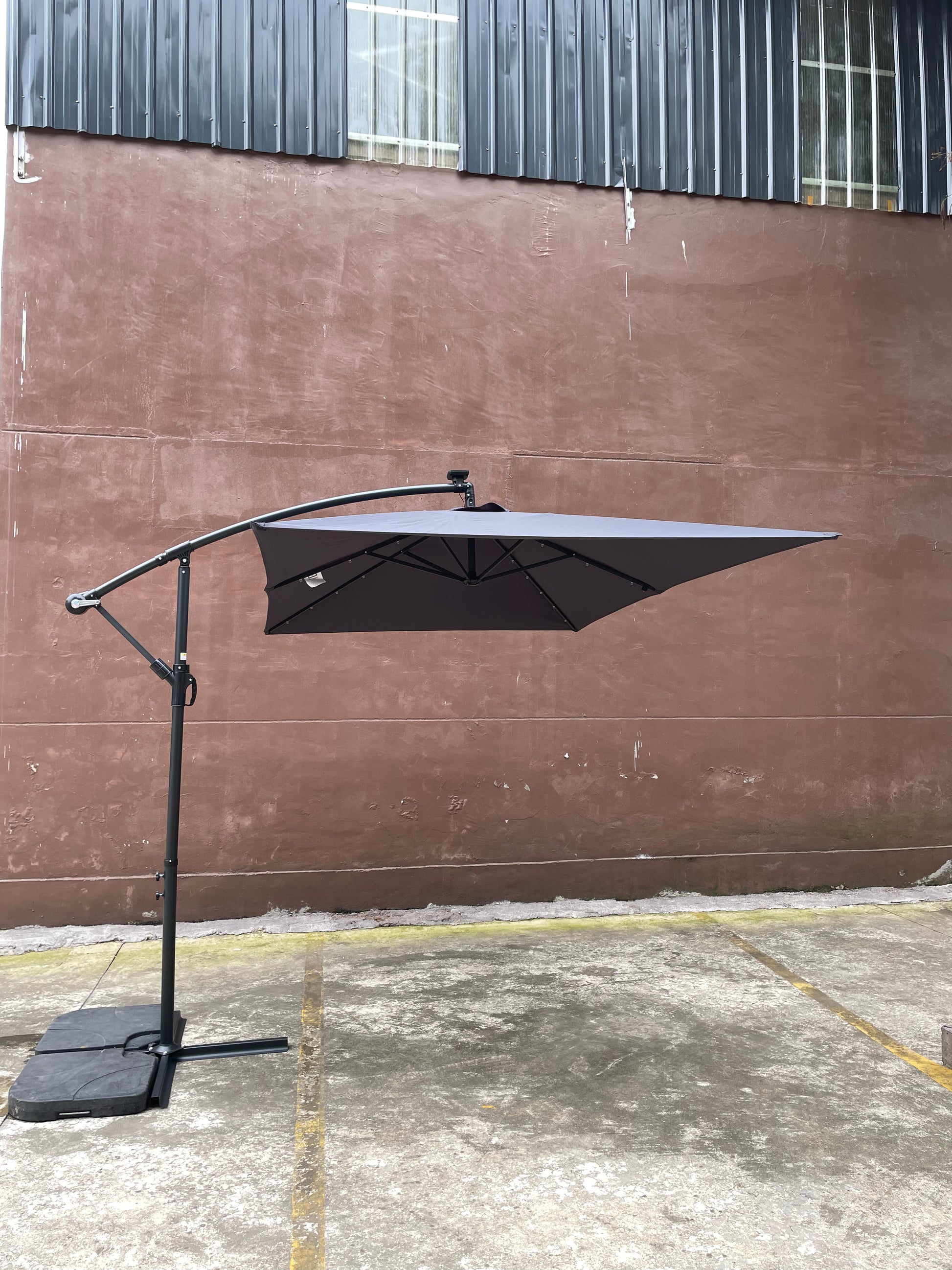 Rectangle 2X3M Outdoor Patio Umbrella Solar Powered Led Lighted Sun Shade Market Waterproof 6 Ribs Umbrella With Crank And Cross Base For Garden Deck Backyard Pool Shade Outside Deck Swimming Pool