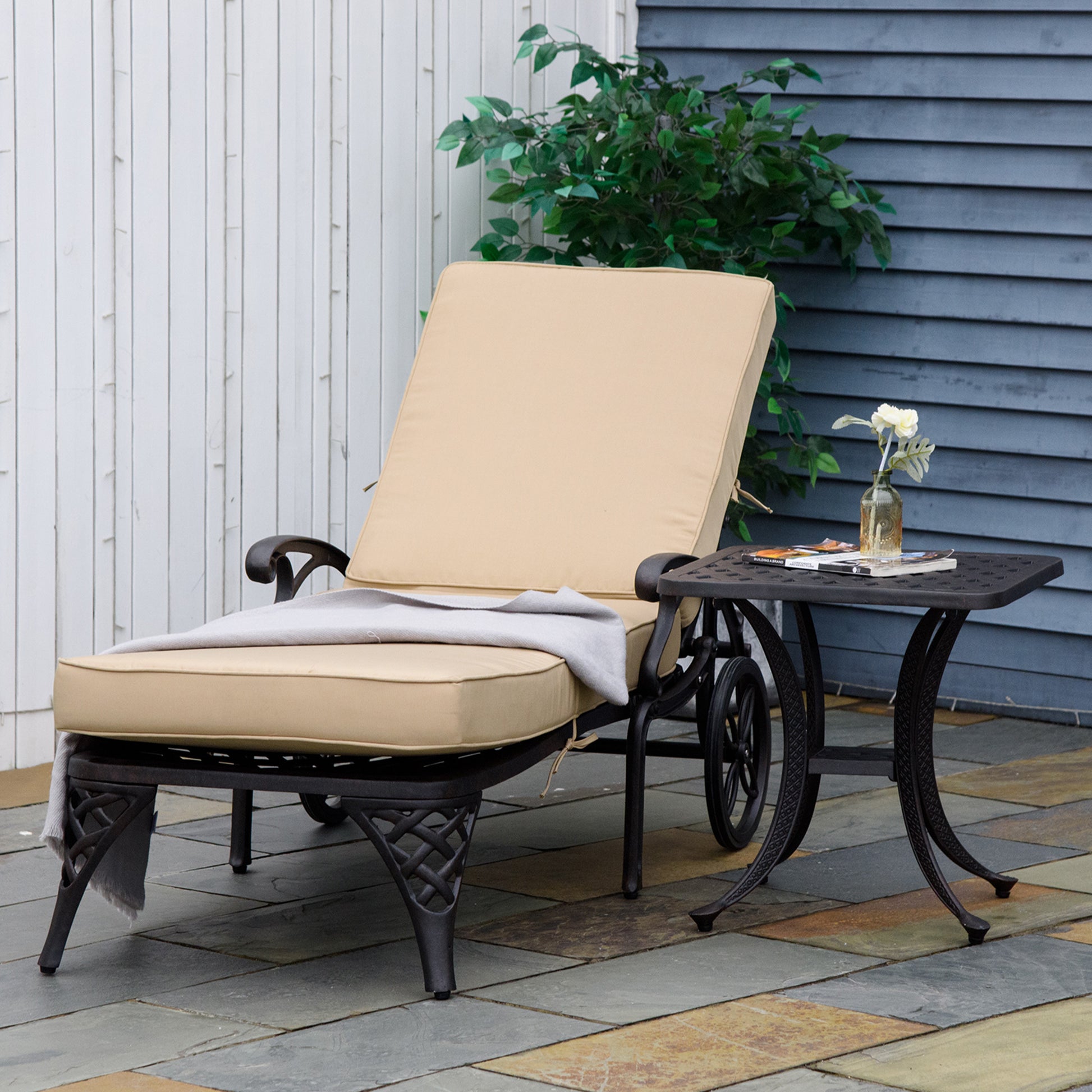 Aluminum Adjustable Chaise Lounge Chair, Folding 4 Position Patio Recliner, Wheels, Armrests, Side Table, Cushion For Poolside, Backyard, Deck, Porch Garden, Beige Beige Aluminium