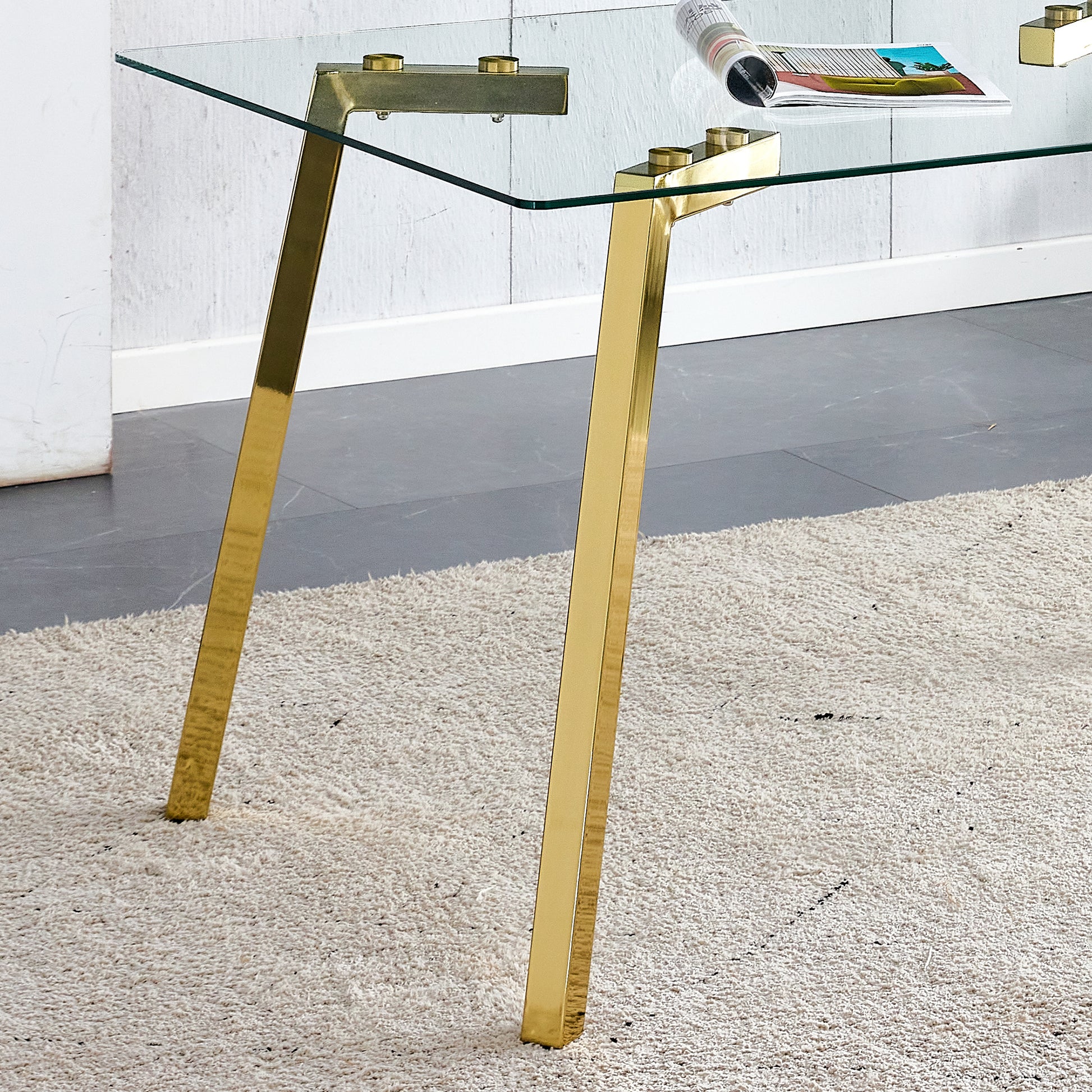 Modern Minimalist Style Rectangular Glass Dining Table With Tempered Glass Tabletop And Golden Metal Legs, Suitable For Kitchen, Dining Room, And Living Room, 51 " * 31.5 " * 29.5 "1123 Transparent Glass
