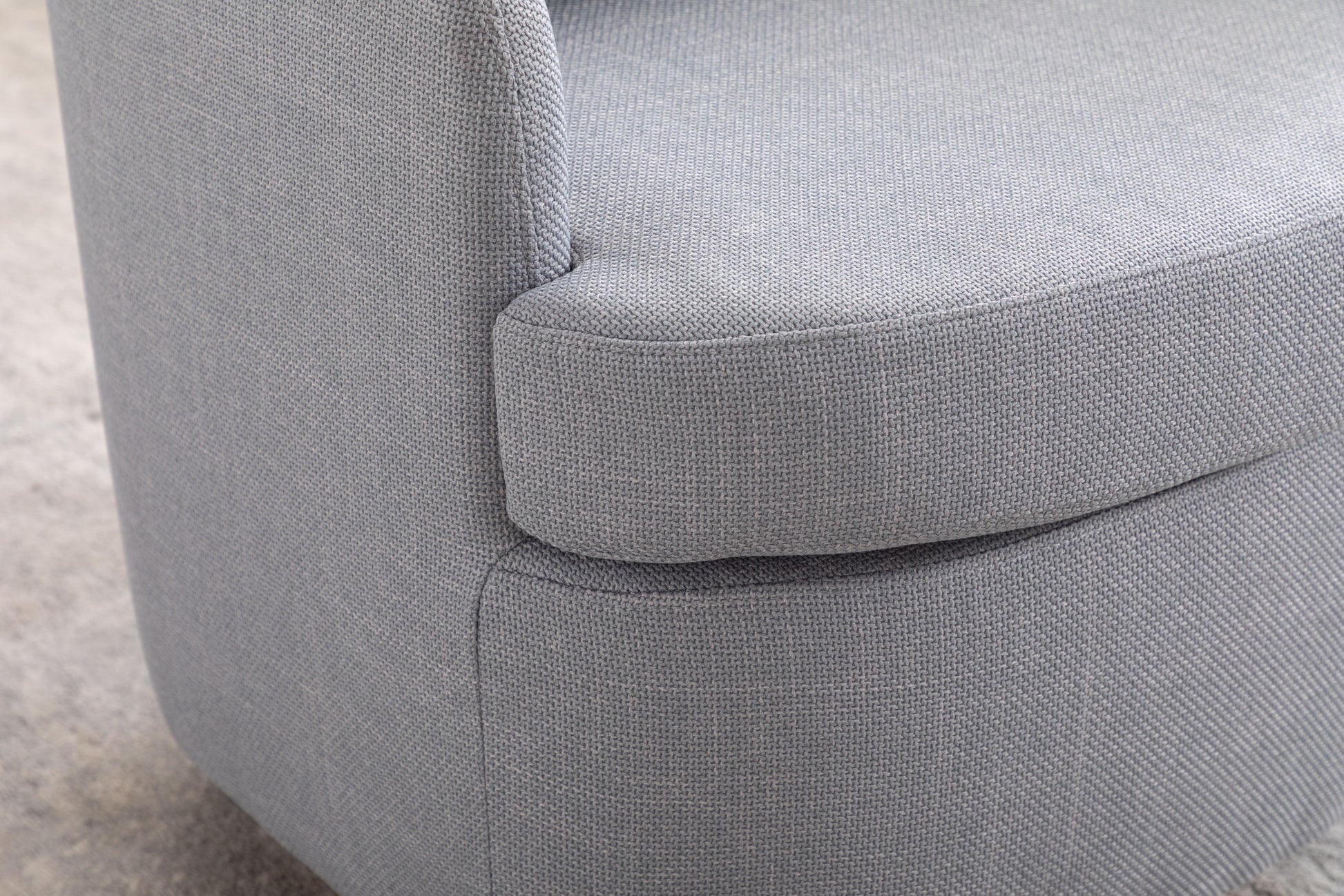 035 Linen Fabric Swivel Accent Chair With Soild Wood Round Brown Base Leg,Light Blue Light Blue Brown Primary Living Space Modern Eucalyptus Foam Linen