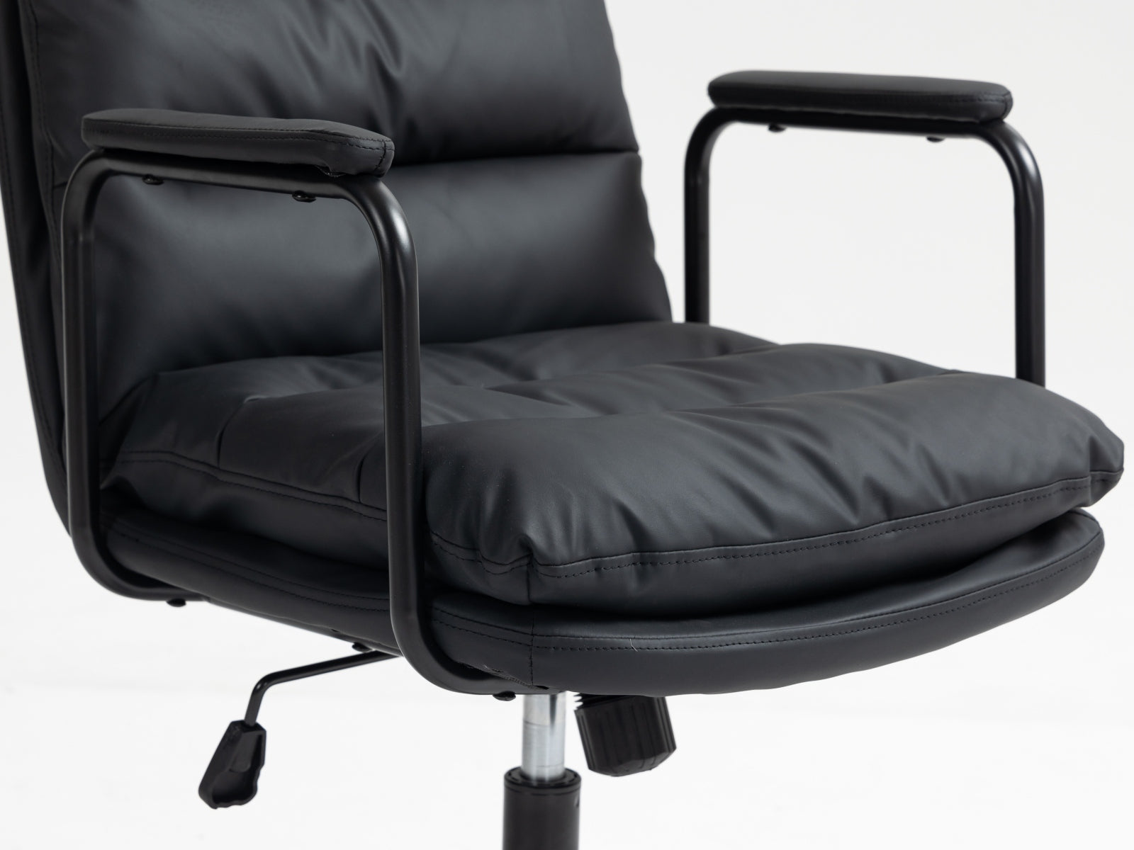 Office Chair,Mid Back Home Office Desk Task Chair With Wheels And Arms Ergonomic Pu Leather Computer Rolling Swivel Chair With Padded Armrest,The Back Of The Chair Can Recline 40 Black Black Office American Design Foam Pu