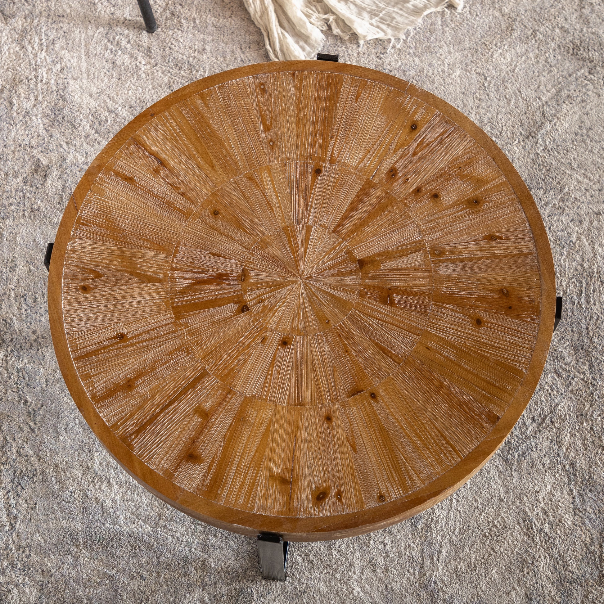 33.46"Retro Drawing Technology Splicing Round Coffee Table,Fir Wood Table Top With Black Cross Legs Base Natural Mdf Steel