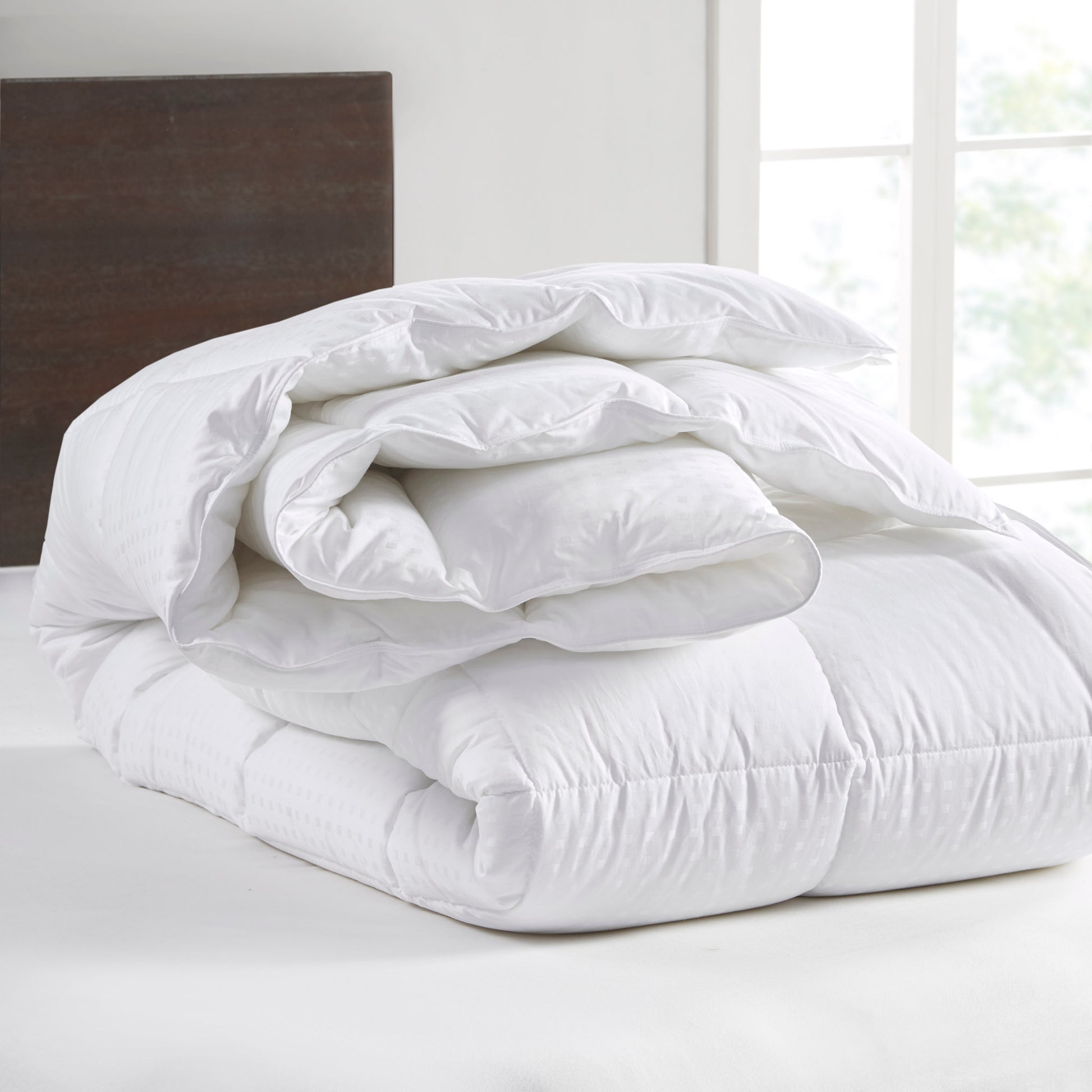 Dobby Cotton Down Alternative Comforter White Cotton