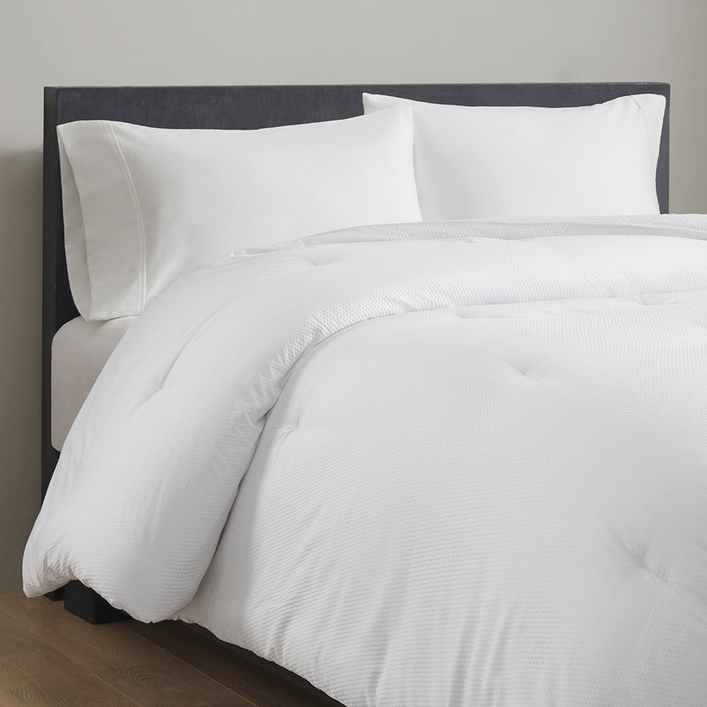 Oversized Down Alternative Comforter White Polyester