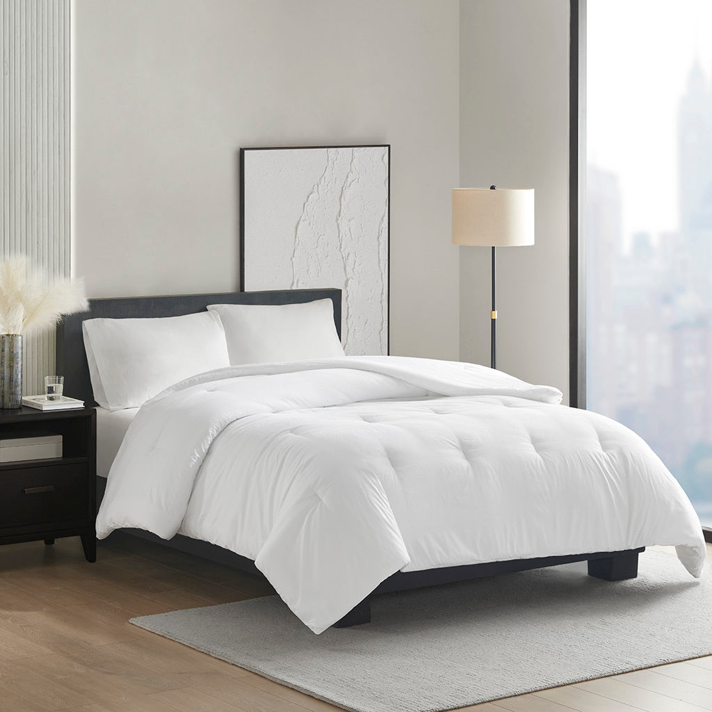 Oversized Down Alternative Comforter White Polyester