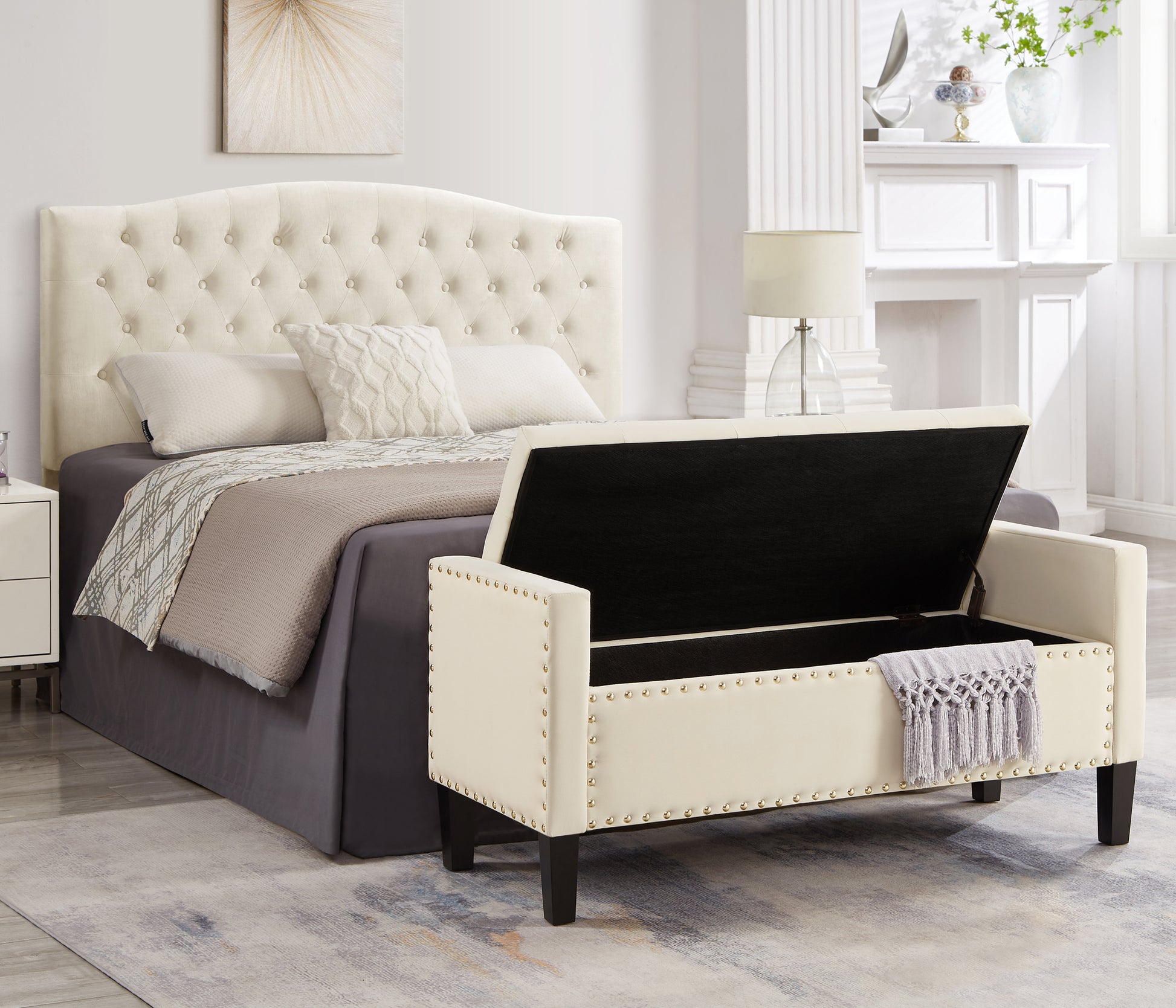 Upholstered Tufted Button Storage Bench With Nails Trim,Entryway Living Room Soft Padded Seat With Armrest,Bed Bench Cream Armrest Cream Espresso Primary Living Space Velvet American Design Rubberwood Wood Internal Storage Foam Velvet