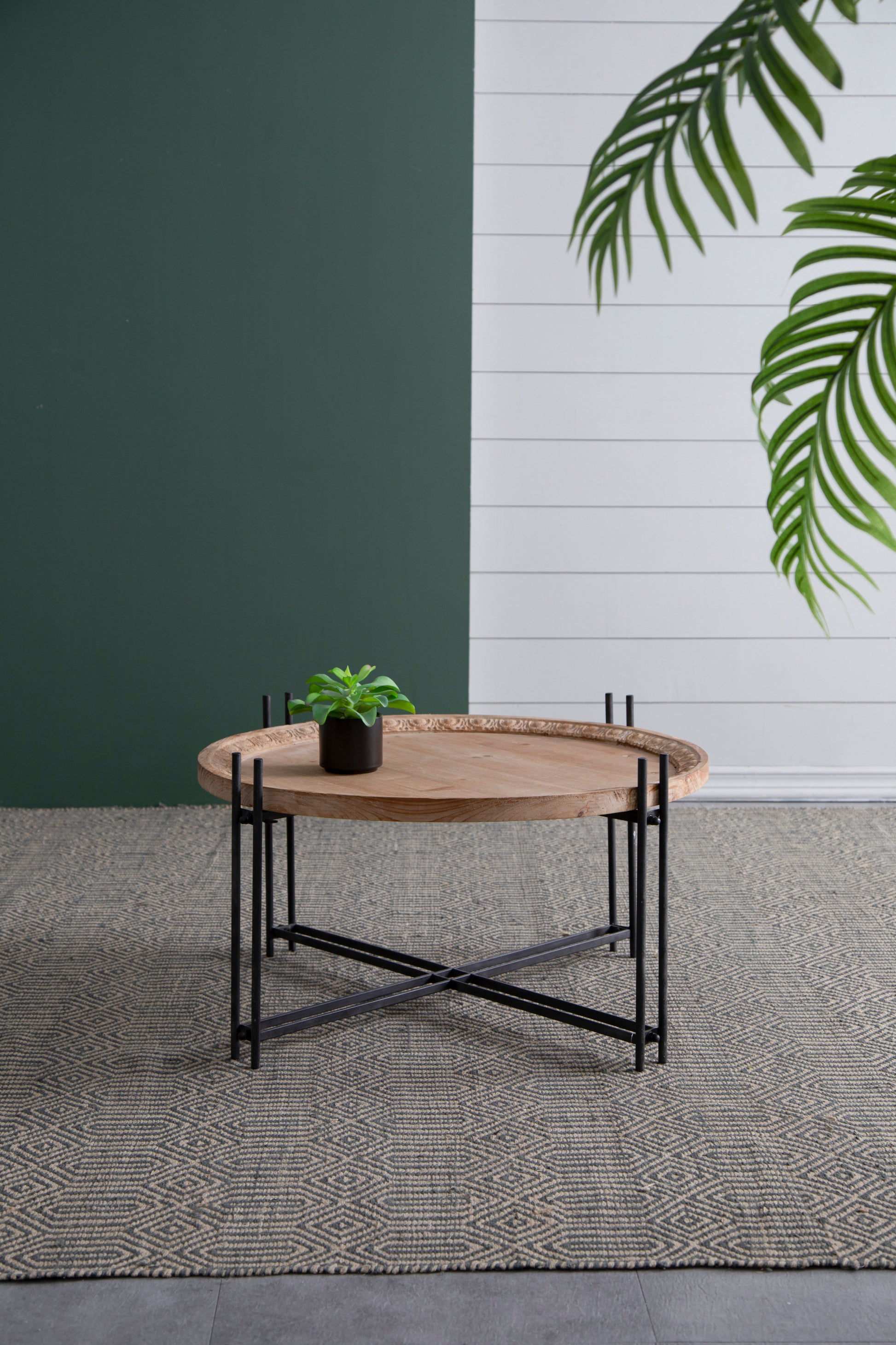 D32" X 18" Farmhouse Round Wooden Round Coffee Table With Metal Legs Black Brown Wood Metal