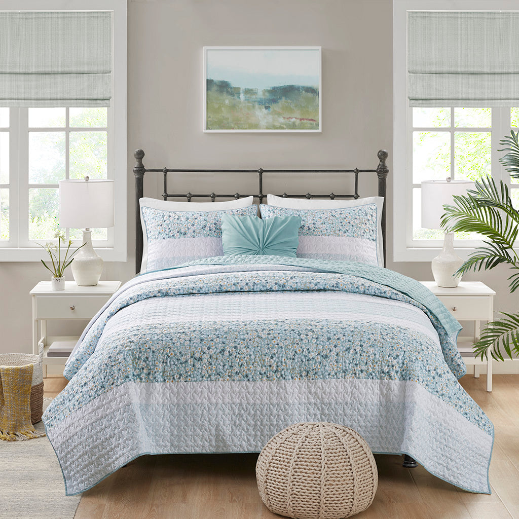 4 Piece Seersucker Quilt Set With Throw Pillow Aqua Polyester