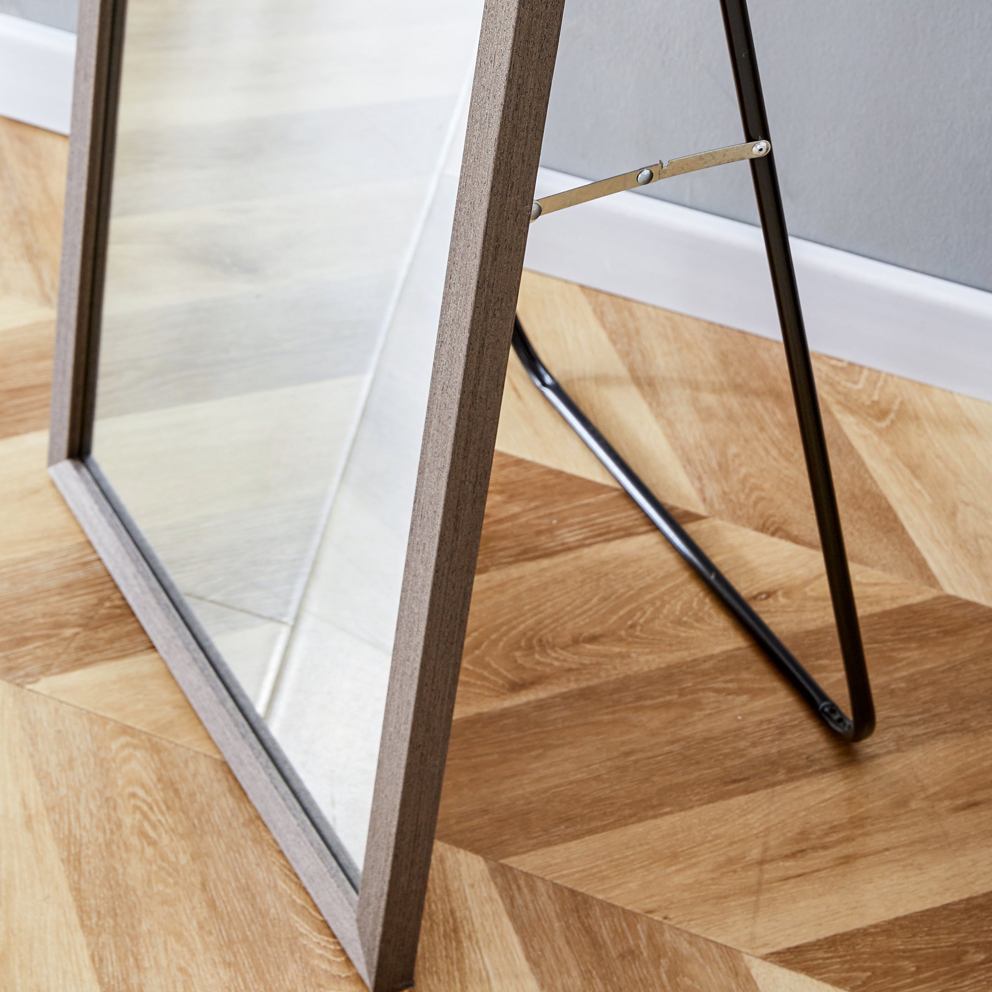 Third Generation Packaging Upgrade, Thickened Frame, Gray Wood Grain Solid Wood Frame Full Length Mirror, Dressing Mirror, Bedroom Entrance, Decorative Mirror, Floor Standing Mirror. 57.9 "* 18.1" Gray Solid Wood