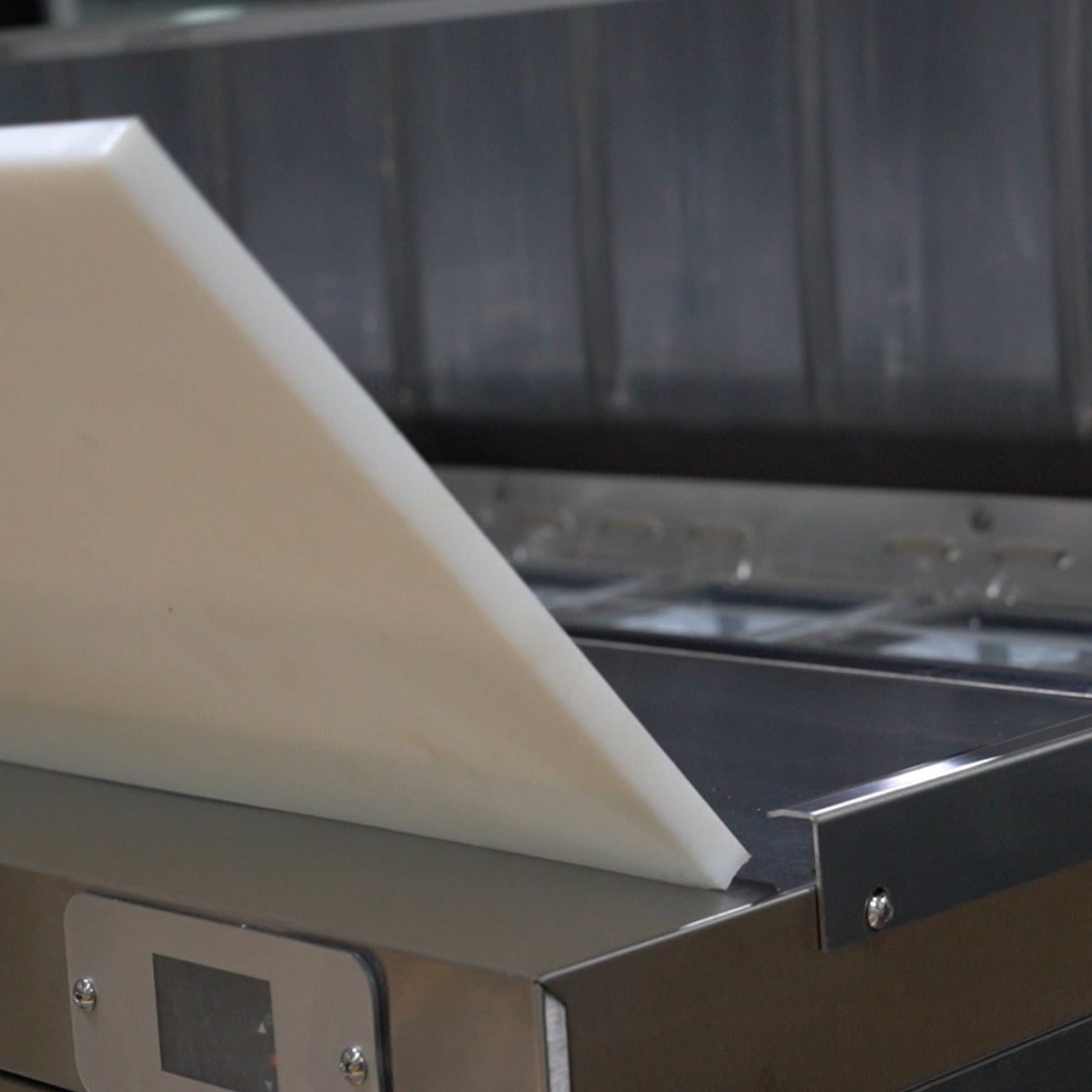 Orikool 60 In Commercial Refrigerators Sandwich&Salad Prep Table With A Butcher Block Cutting Board, Protection Lid, Cold Storage, Etl Certified Silver Stainless Steel