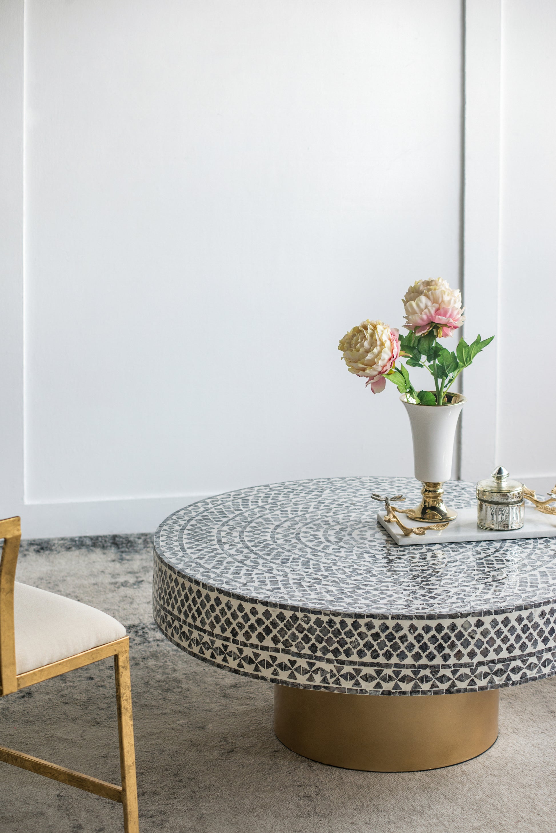 35X35X16" Unique Gray Black Ivory Capiz Coffee Table With Gold Pedestal Base Multi Primary Living Space Beach,Boho,Casual,Coastal,Modern Mdf