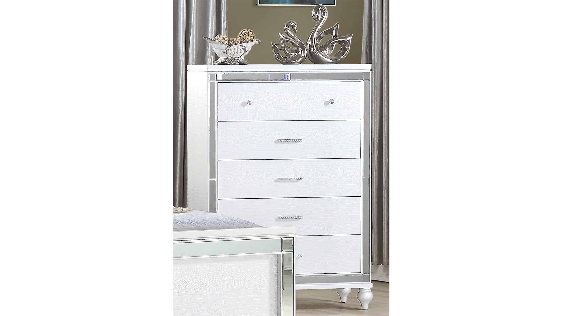 Sterling Mirror Framed Chest Made With Wood In White Color White Bedroom Contemporary,Modern Wood