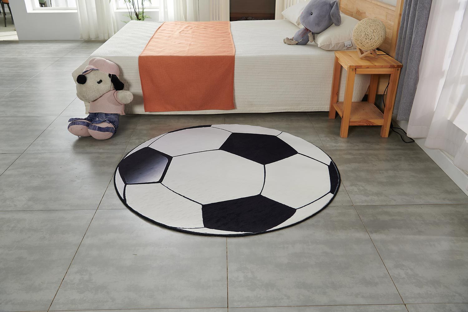 Soccer Ball Shape Machine Washable Extra Soft Decorative Area Rug Round Black White Polyester