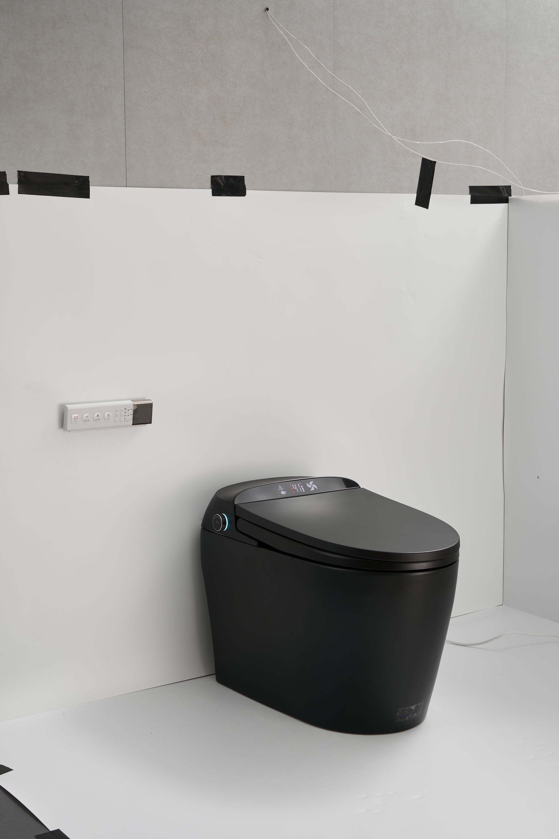 One Piece Elongated Floor Smart Toilet With Remote Control And Automatic Cover Matte Black Ceramic