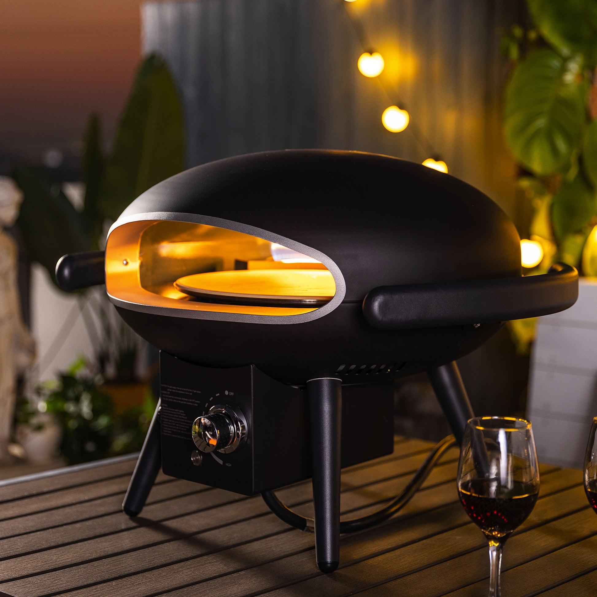 Gas Pizza Oven, Propane Outdoor Pizza Oven, Portable Pizza Oven For 12 Inch Pizzas, With Gas Hose & Regulator Black Steel