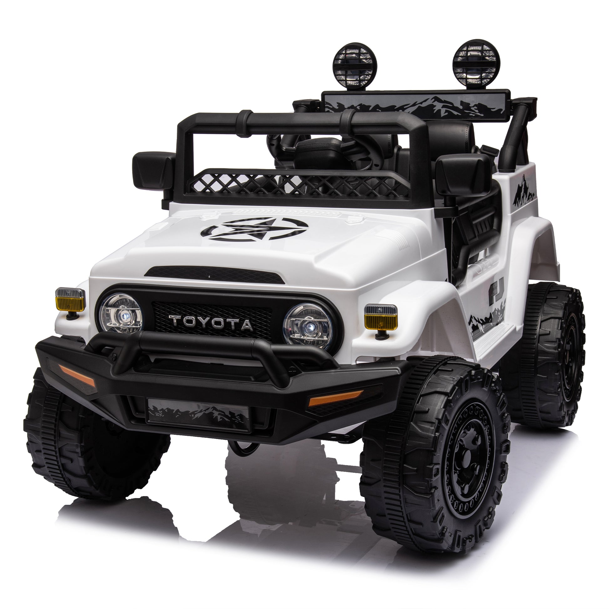 Licensed Toyota Fj Cruiser,12V Kids Ride On Car 2.4G W Parents Remote Control,Electric Car For Kids,Three Speed Adjustable,Power Display, Usb,Mp3 ,Bluetooth,Led Light,Three Point Safety Belt White Plastic