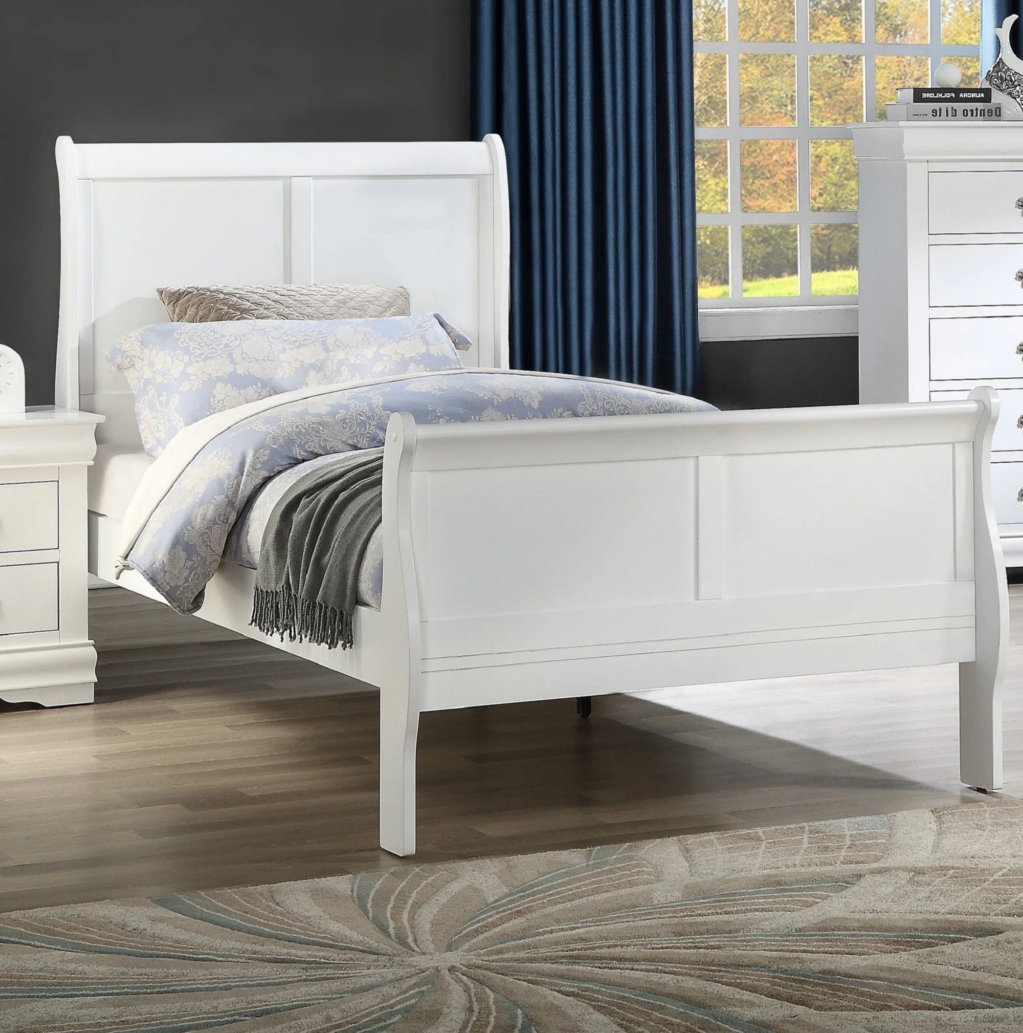 Louis Phillipe White Finish Twin Size Panel Sleigh Youtbed Solid Wood Wooden Bedroom Furniture Twin White Contemporary Solid Wood