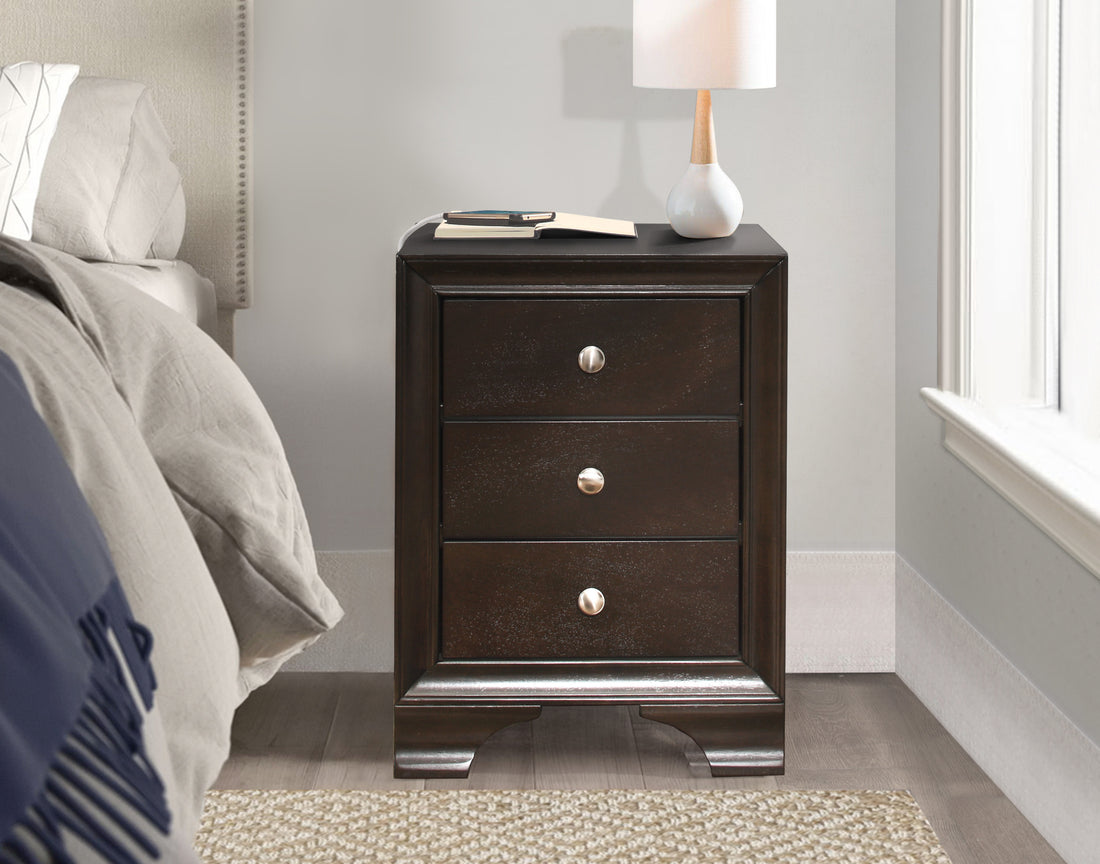 Brown Cherry Finish 3 Drawers Nightstand With 2 Usb Ports Transitional Bedroom Furniture 1Pc Bedside Table Wooden Brown Mix 3 Drawers Bedroom Bedside Cabinet Transitional Usb Port Wood