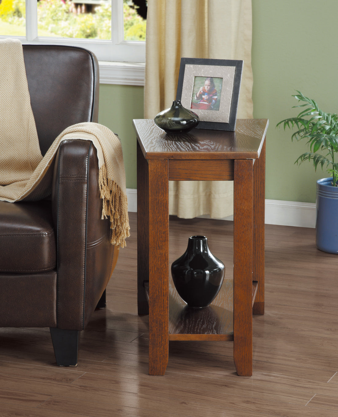 Contemporary Espresso Finish Chairside Table With Lower Shelf Wedge Shape Wooden Furniture 1Pc Side Table Espresso Contemporary Open Storage Coffee & End Tables Wood