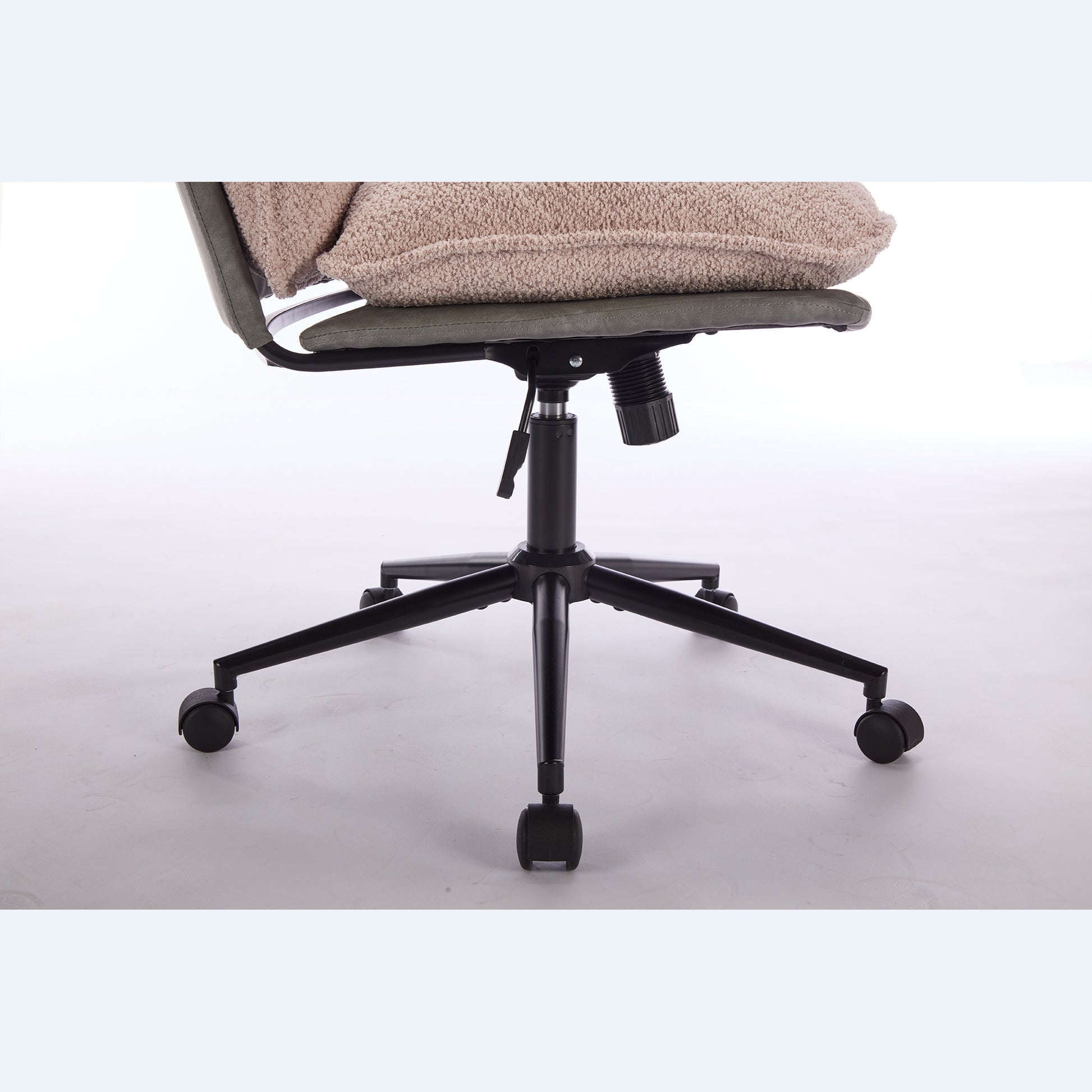 Oversize Seat Cirss Cross Chair With Wheels, Elegant Design Computer Chair, Adjustable Height 360 Rolling Swivel Home Office Chair For Small Space, Dressing Room, Living Room Gray Pink Pink Grey Primary Living Space Casual Foam Pu Leather