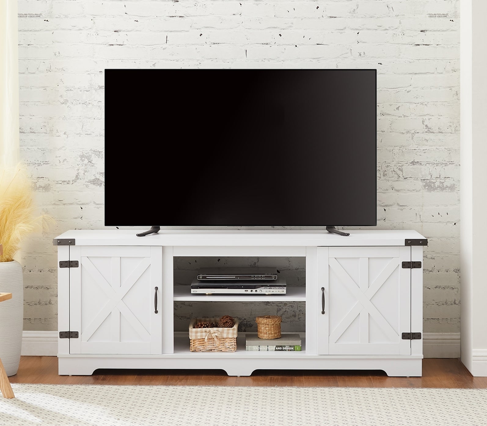 Modern Farmhouse Tv Media Stand, Large Barn Inspired Home Entertainment Console, For Tv Up To 70'', With Open Shelves And Closed Cabinets, White, 64.8"W*15.67"D*24.29"H White 60 69 Inches 70 Inches Mdf