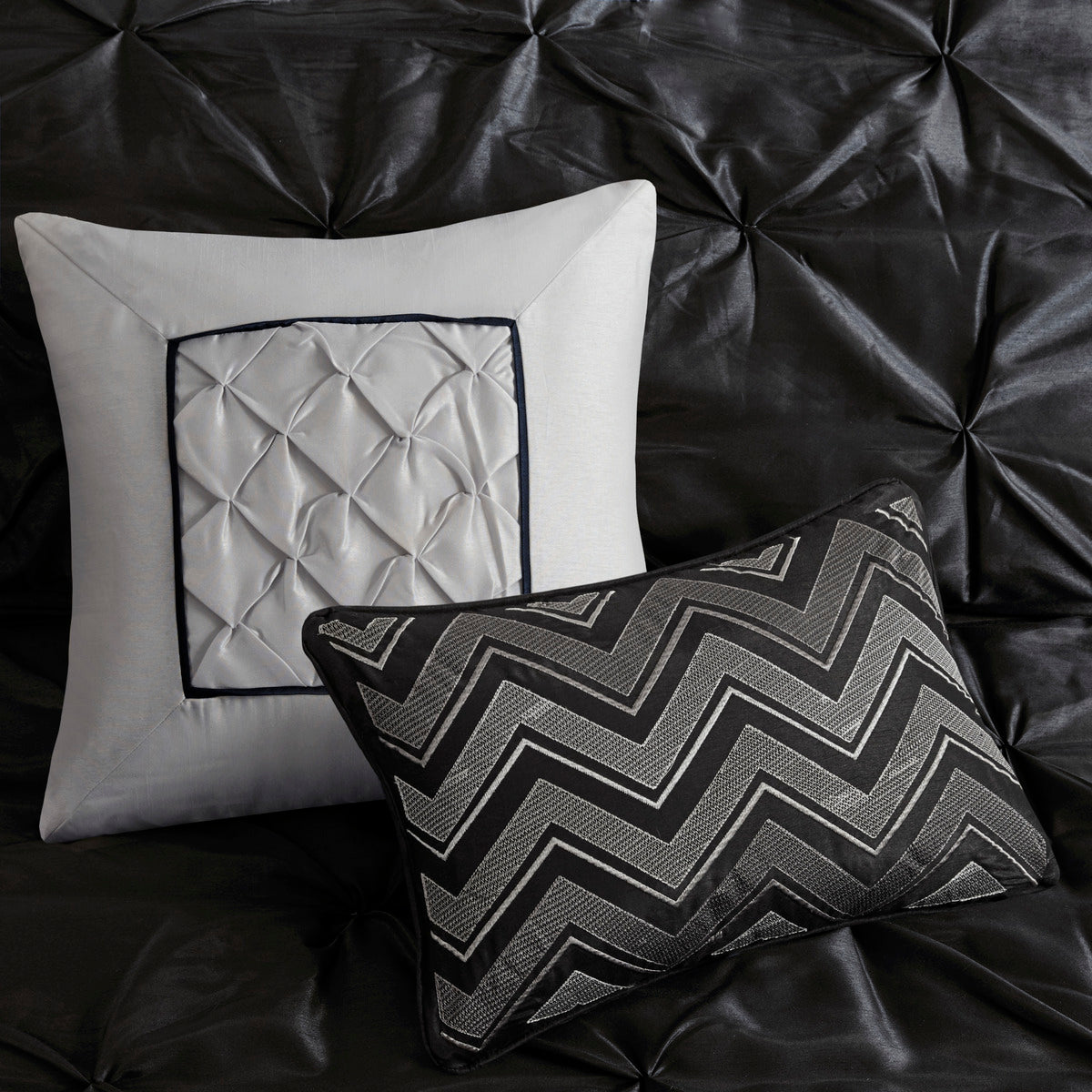 7 Piece Tufted Comforter Set Black Queen Queen Black Polyester