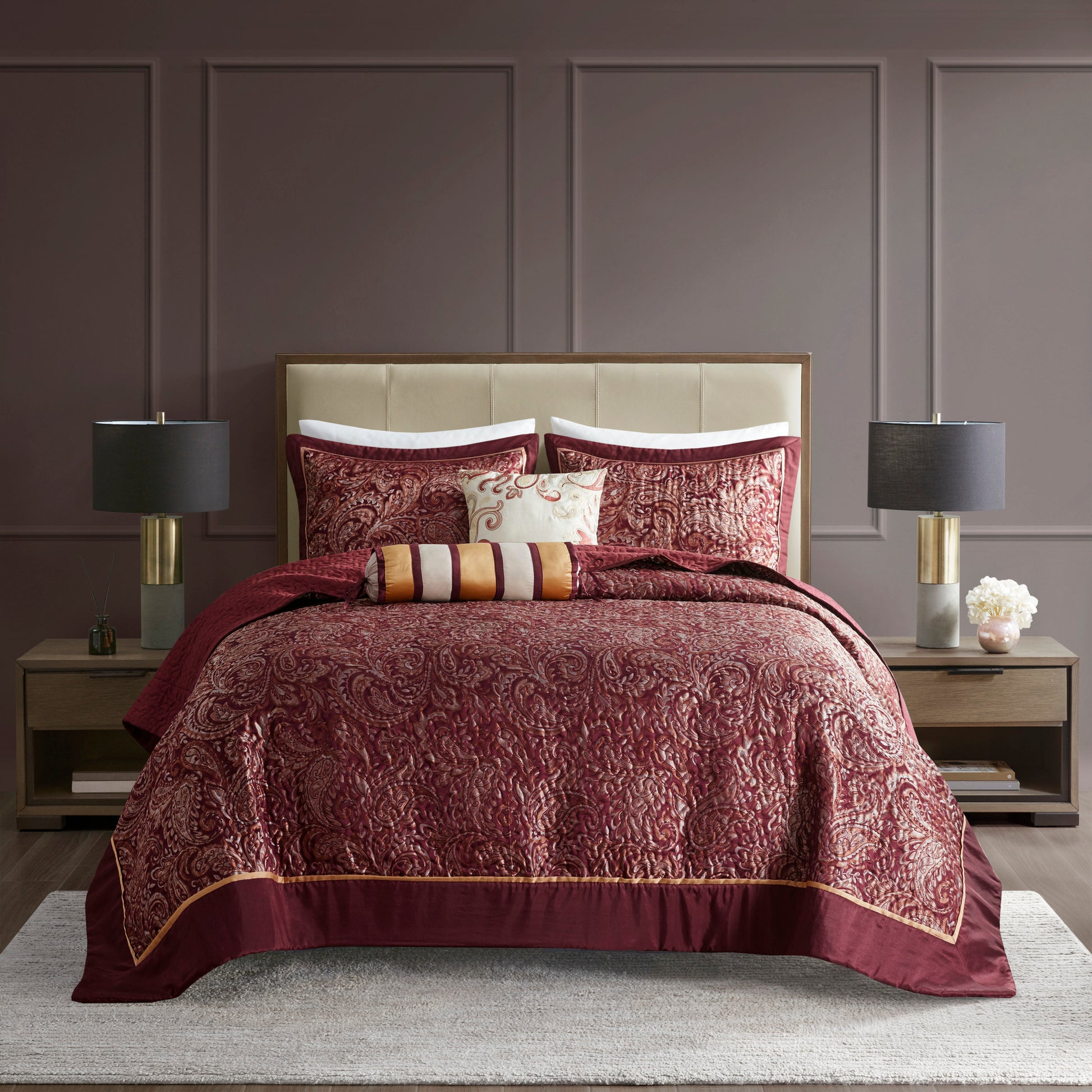 5 Piece Jacquard Bedspread Set With Throw Pillows Burdy King King Burgundy Cotton