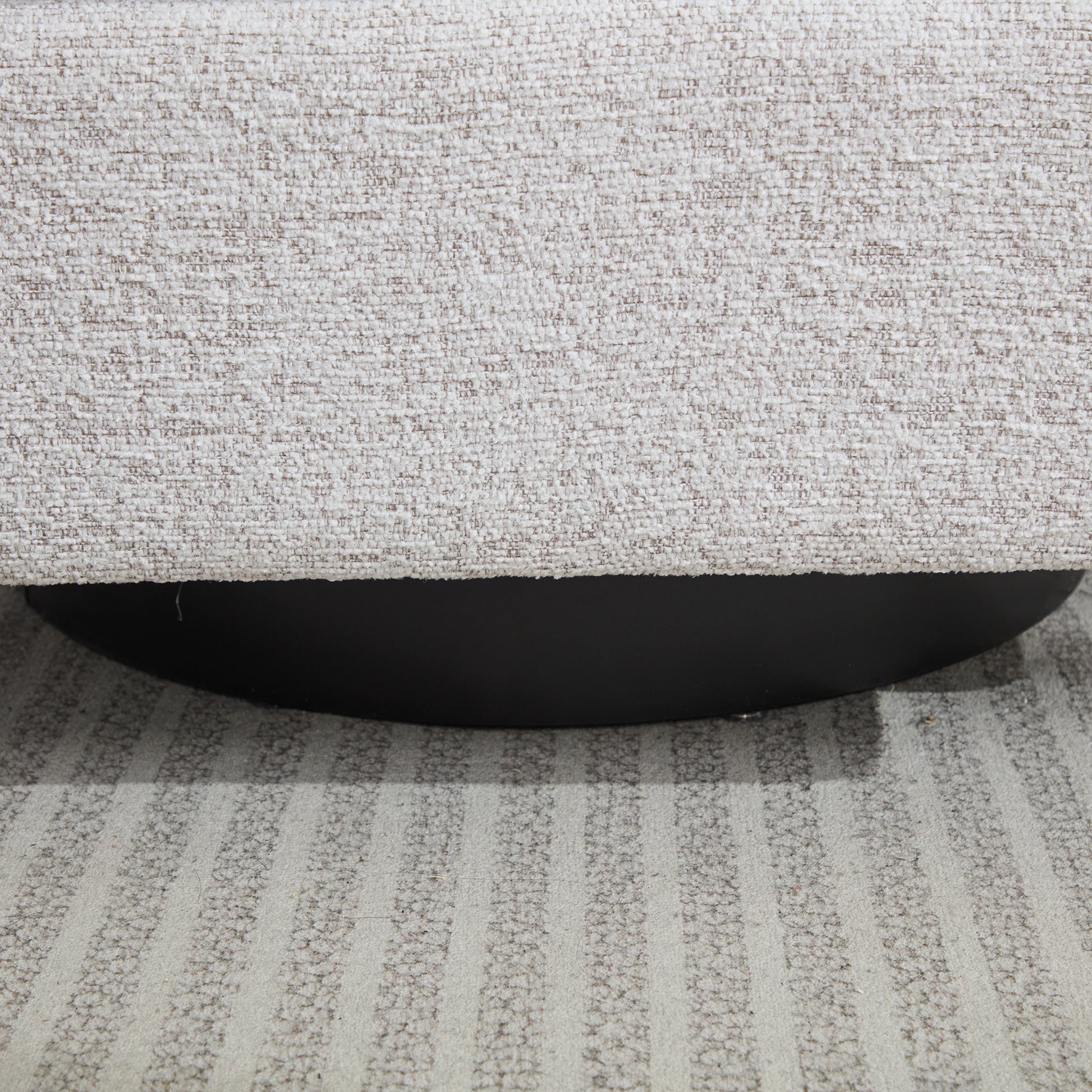 31.5"W Swivel Accent Chair And Comfy Round Accent Single Sofa Chair, 360 Degree Club Chair, Lounge Armchair For Living Room,Bedroom.Nursery.Beige Chenille Beige Chenille