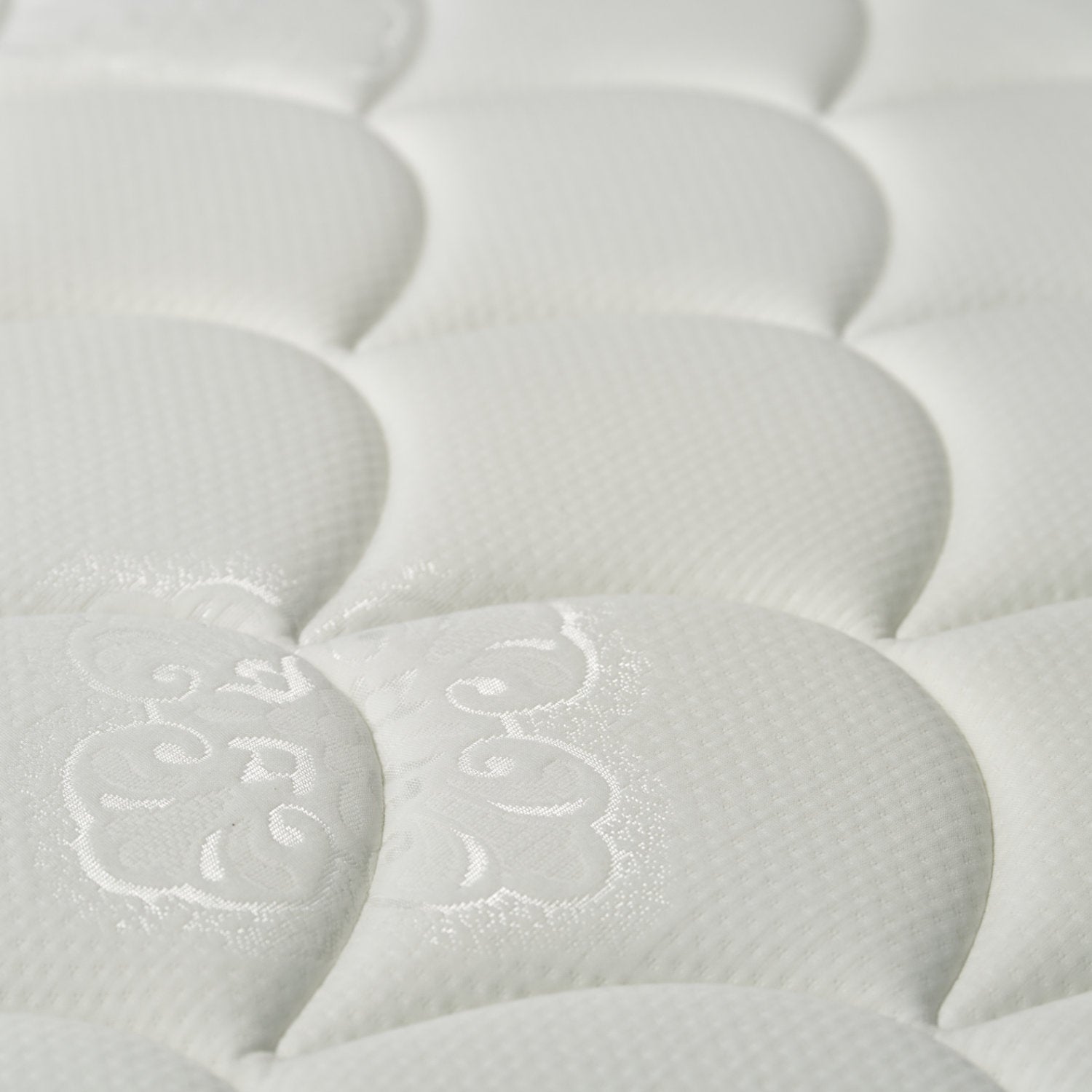 Made In Usa 12" Queen Euro Top Pocket Coil And Cooling Gel Memory Foam Highlyquilted Cover Hybrid Mattress, Pressure Relief, And Motion Isolation, Certipur Us In A Box White Gray Foam Spring Queen