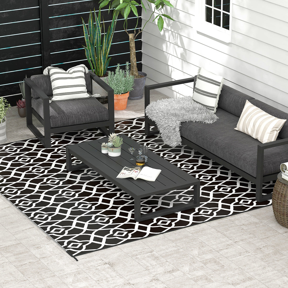 Outsunny Reversible Outdoor Rug, 8' X 10' Waterproof Plastic Straw Floor Mat, Portable Rv Camping Carpet With Carry Bag, Large Floor Mat For Backyard, Deck, Picnic, Beach, Black & White Cr Multicolor Polypropylene