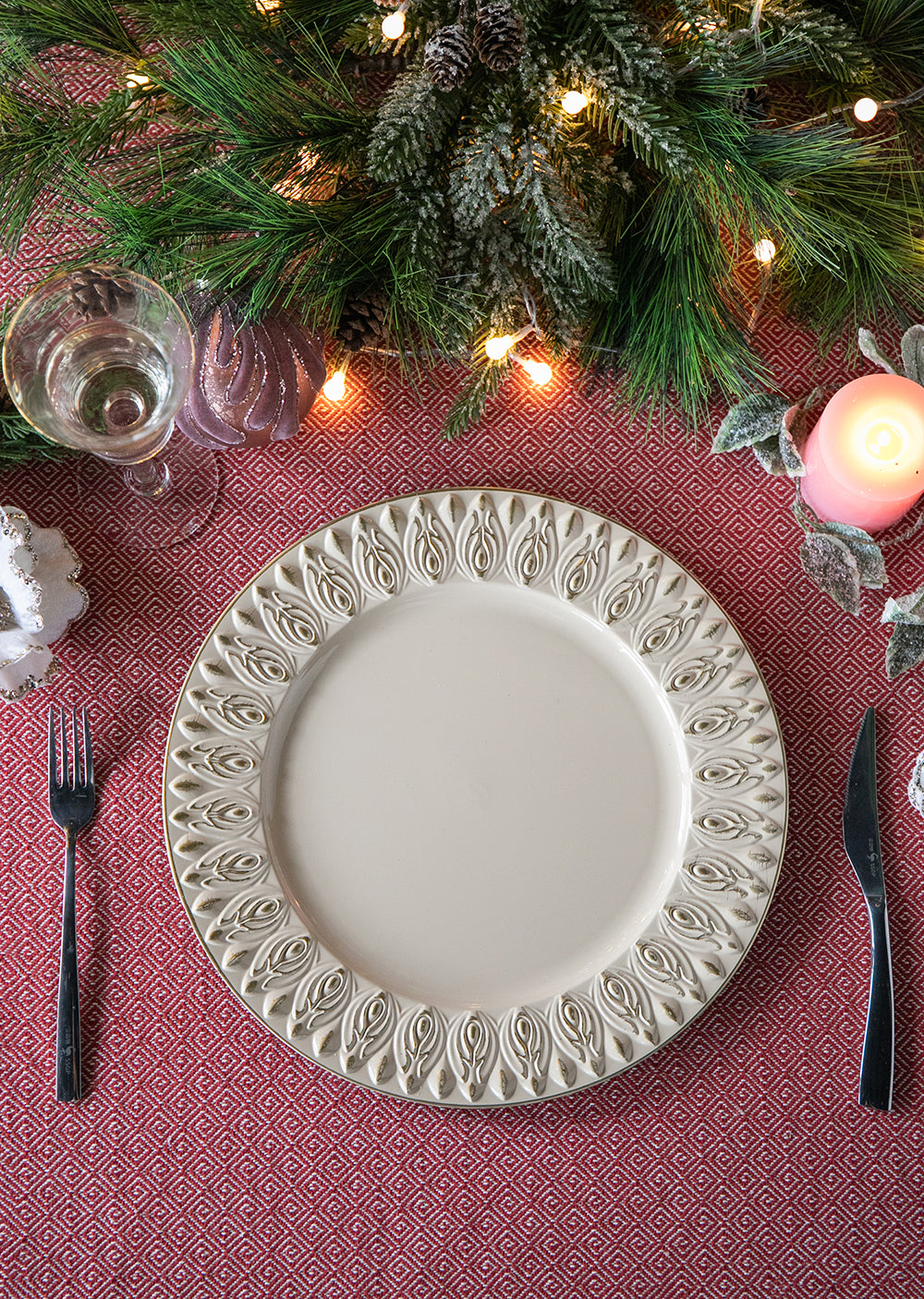 8 Pack Plastic Charger Plate, D14" Cream Polypropylene