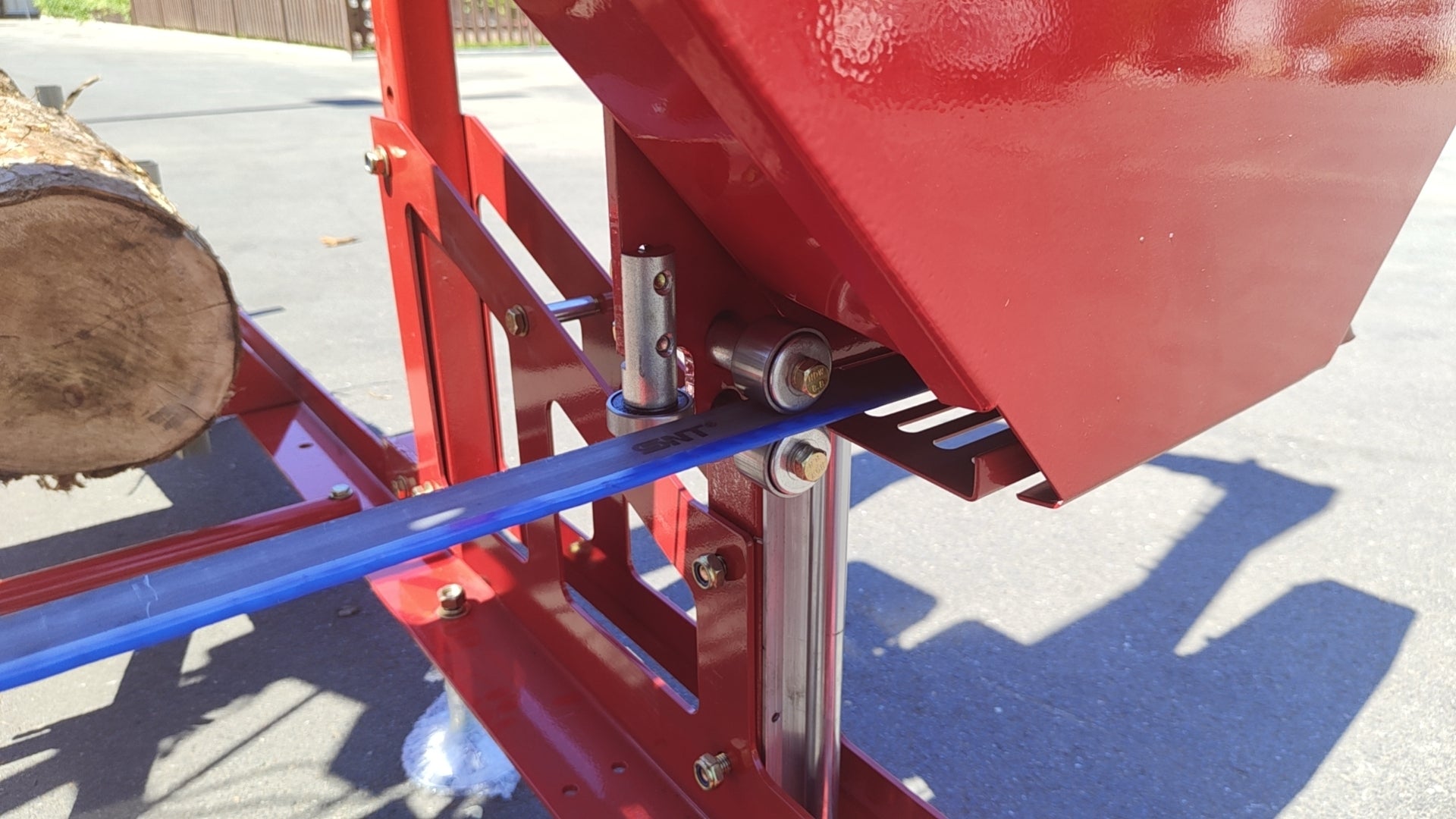 32" Portable Sawmill 15Hp 420Cc Rato Gas Engines With E Start Band Saw Red Iron