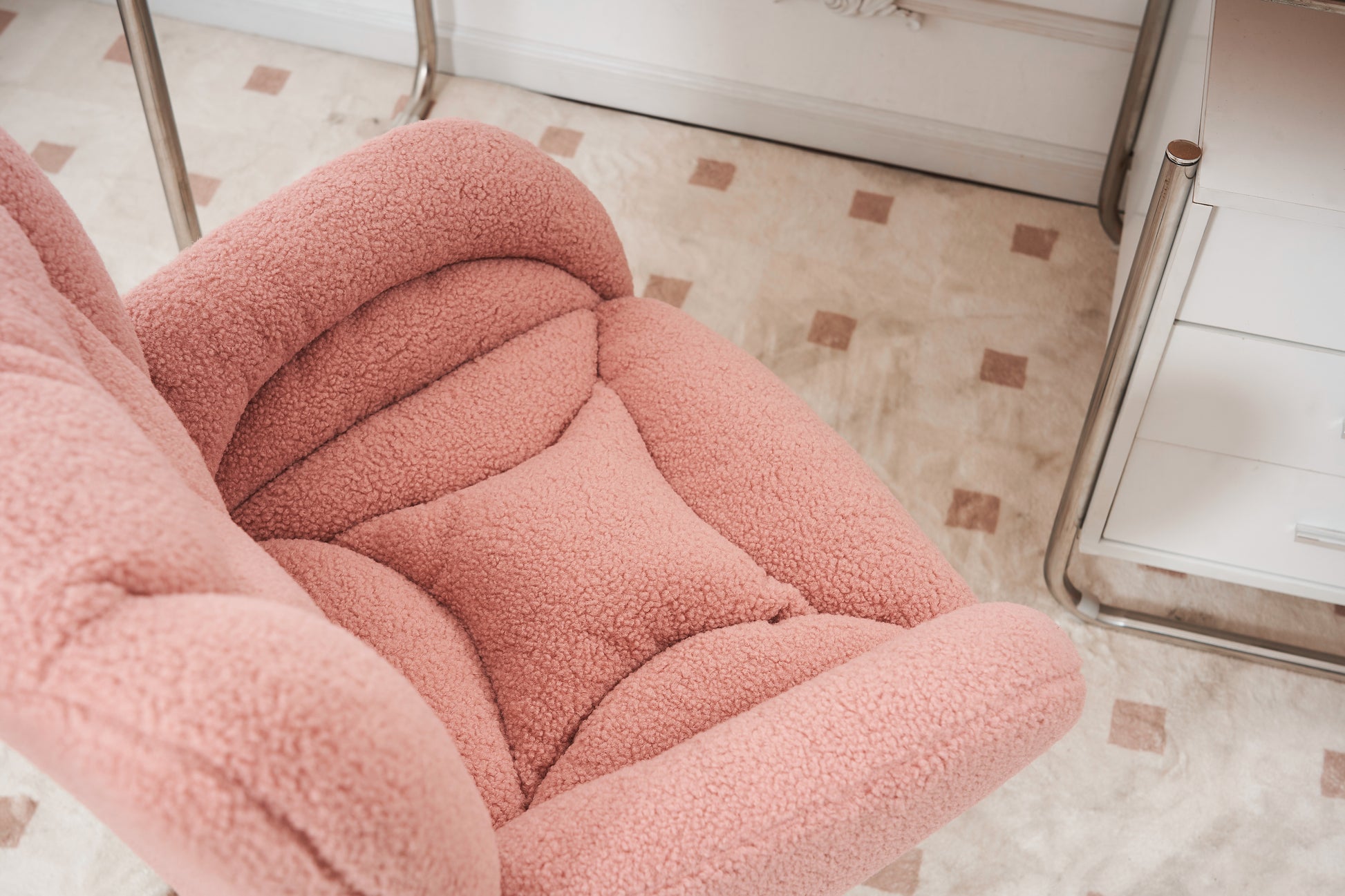 005 Teddy Fabric 360 Swivel Home Office Chair With Gold Metal Base And Universal Wheels,Pink Solid Pink Office Sponge Wipe Clean Modern Office Chairs Tufted Back Foam Swivel Teddy